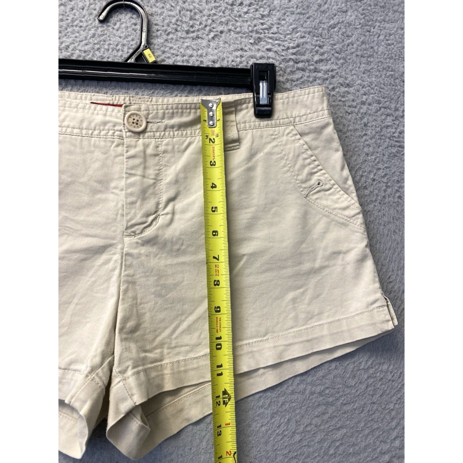 Guess VINTAGE Guess Los Angeles Women's Shorts Casual Cotton Tan Waist 32 Pockets 2000s Beautiful Size 32" / US 10 / IT 46 - 5 Thumbnail