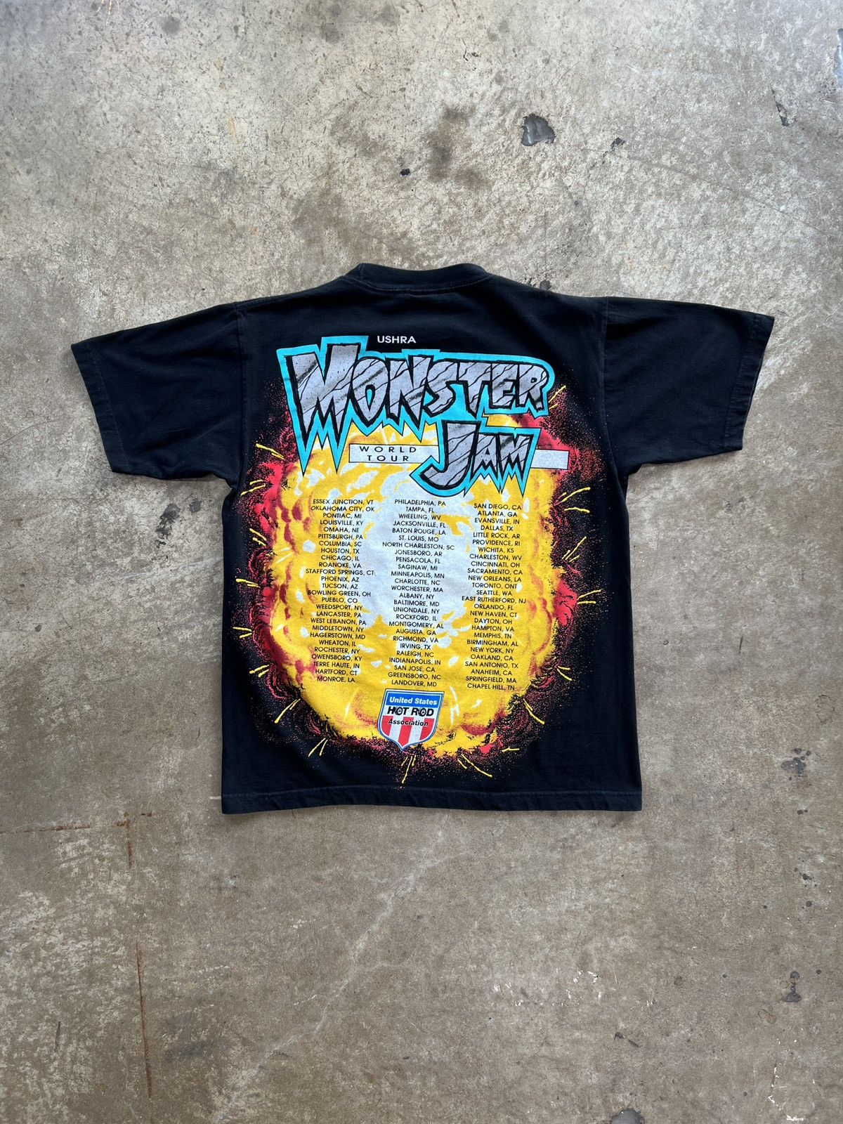 Vintage Vintage 90s USHRA Monster Jam World Tour American Tee Large Size US L / EU 52-54 / 3 - 5 Thumbnail