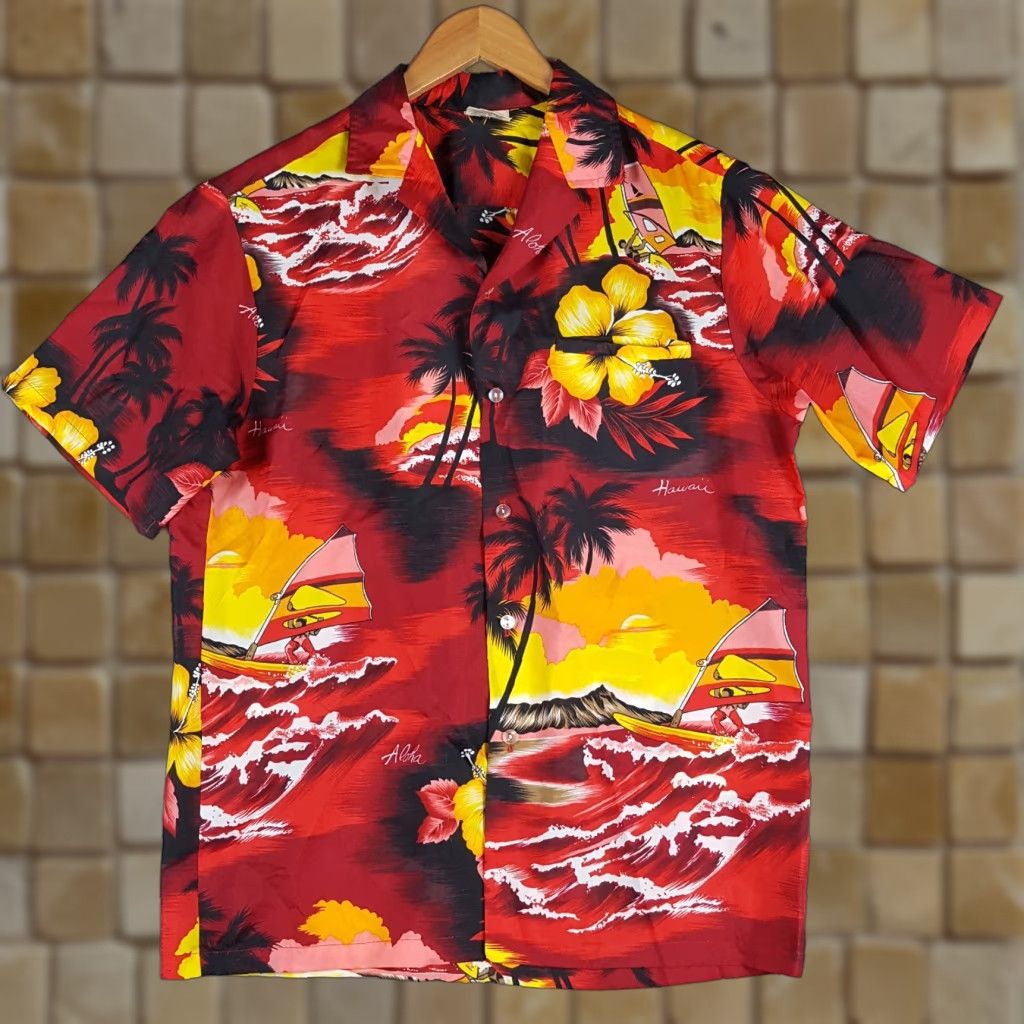 Vintage VINTAGE Kalena Fashions Vintage Hawaiian Surfer Aloha Camp Shirt Men's M Red Short Sleeve Button-Up Beach Casual Workwear 90s Island Party/Cocktail Size US M / EU 48-50 / 2 - 1 Thumbnail