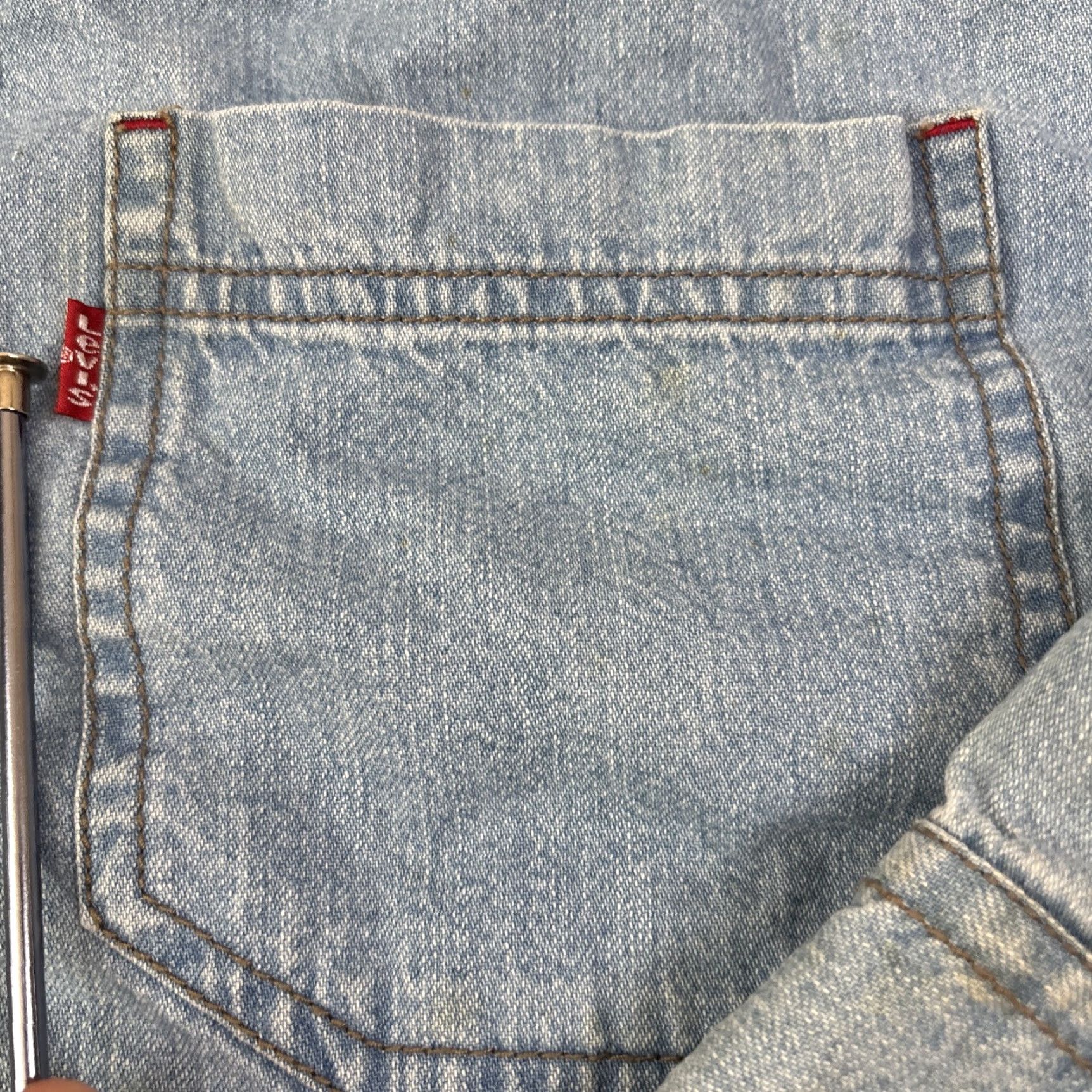 Levi's VINTAGE Levi’s Shirt Mens M Blue Denim Long Sleeve Button-Front Pocket Red Tab Size US M / EU 48-50 / 2 - 3 Thumbnail