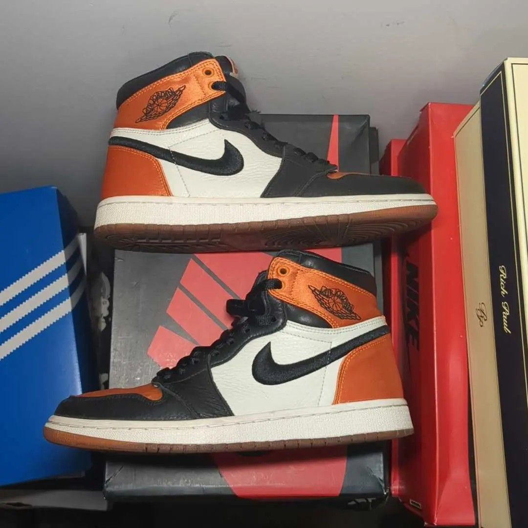Jordan Brand Air Jordan 1 High Satin Shattered AV3725010 Size 7 Size US 7 / IT 37 - 2 Thumbnail