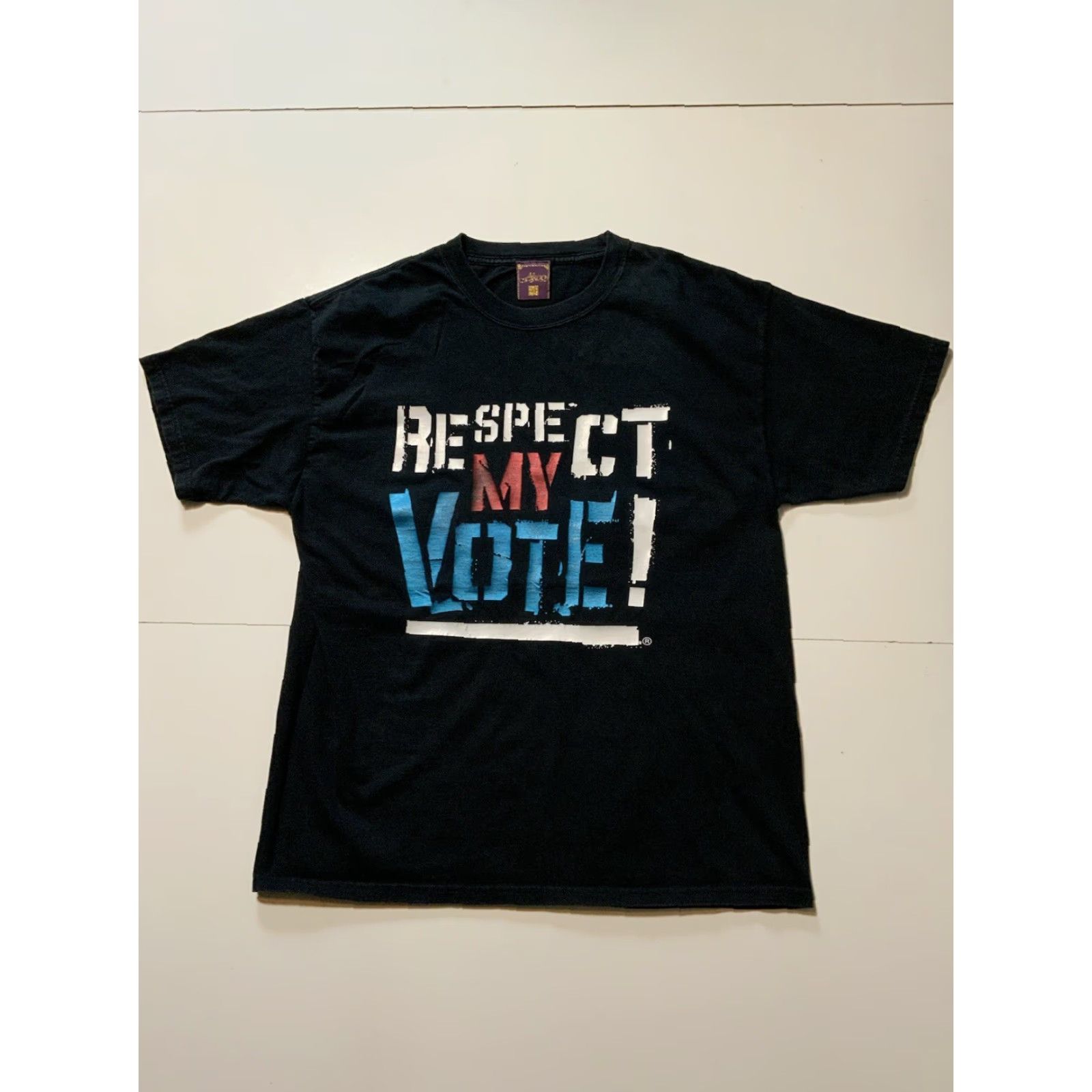 Vintage VINTAGE Akoo Respect My Vote 2008 Hip Hop Caucas Black Graphic S/S Crew T-Shirt Sz. L Mens Shirt L Black Hip Hop Votes 2008 Girls? Size US L / EU 52-54 / 3 - 2 Thumbnail