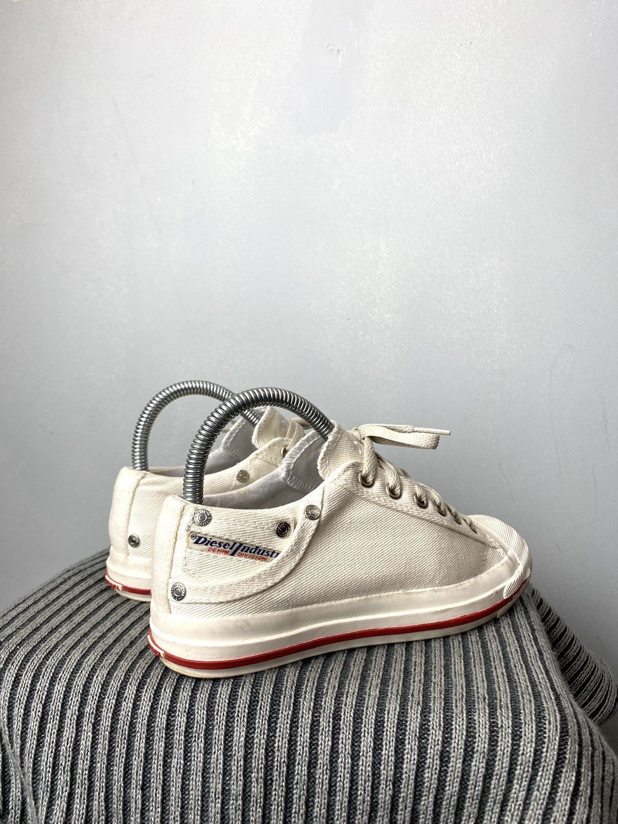 Diesel Vintage Diesel Low Top Design Denim Sneakers Bw Sport Size US 6 / IT 36 - 5 Thumbnail