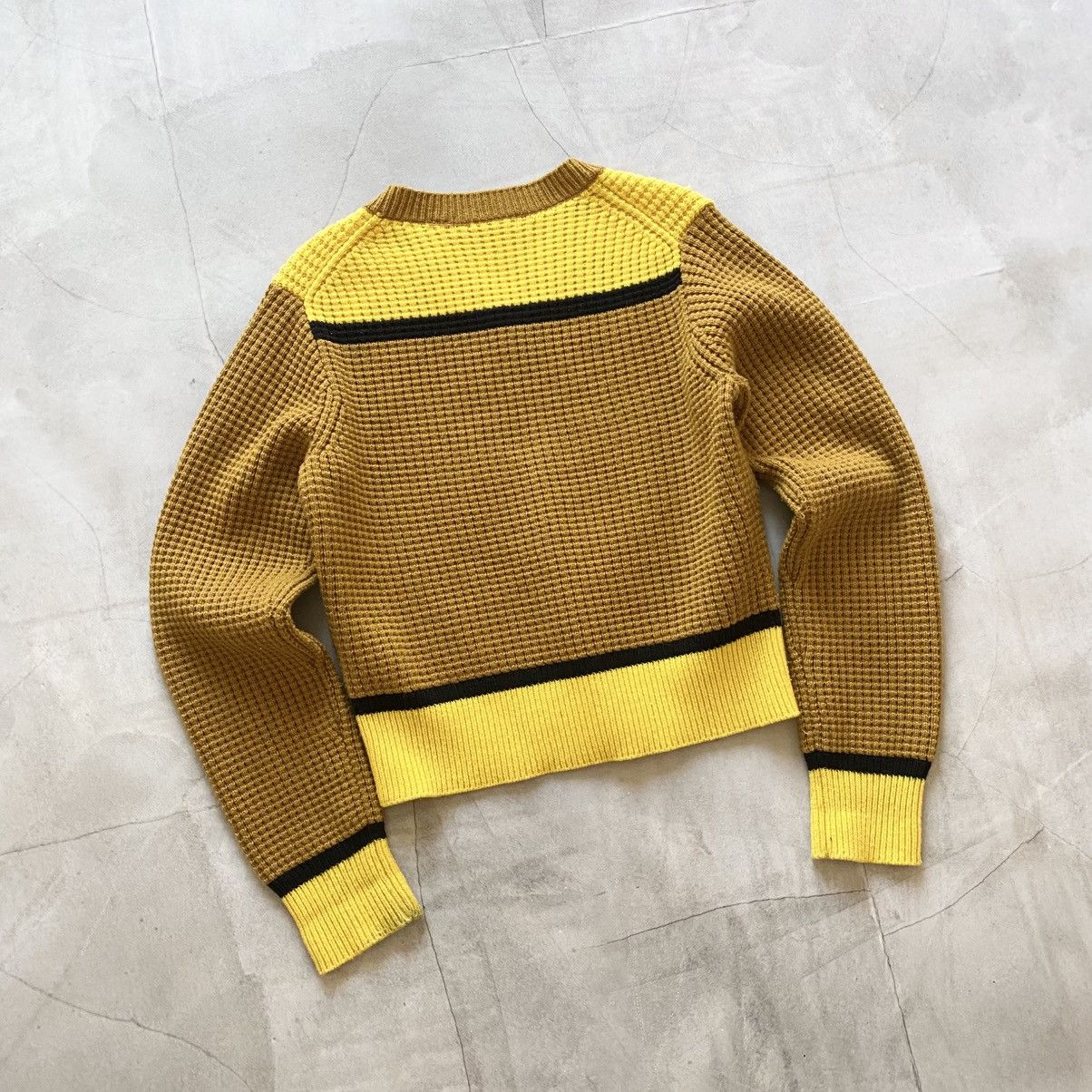Japanese Brand × Marni × Uniqlo Marni X Uniqlo Knit Cropped Sweater Yellow/Brown Y2K Size L / US 10 / IT 46 - 4 Thumbnail