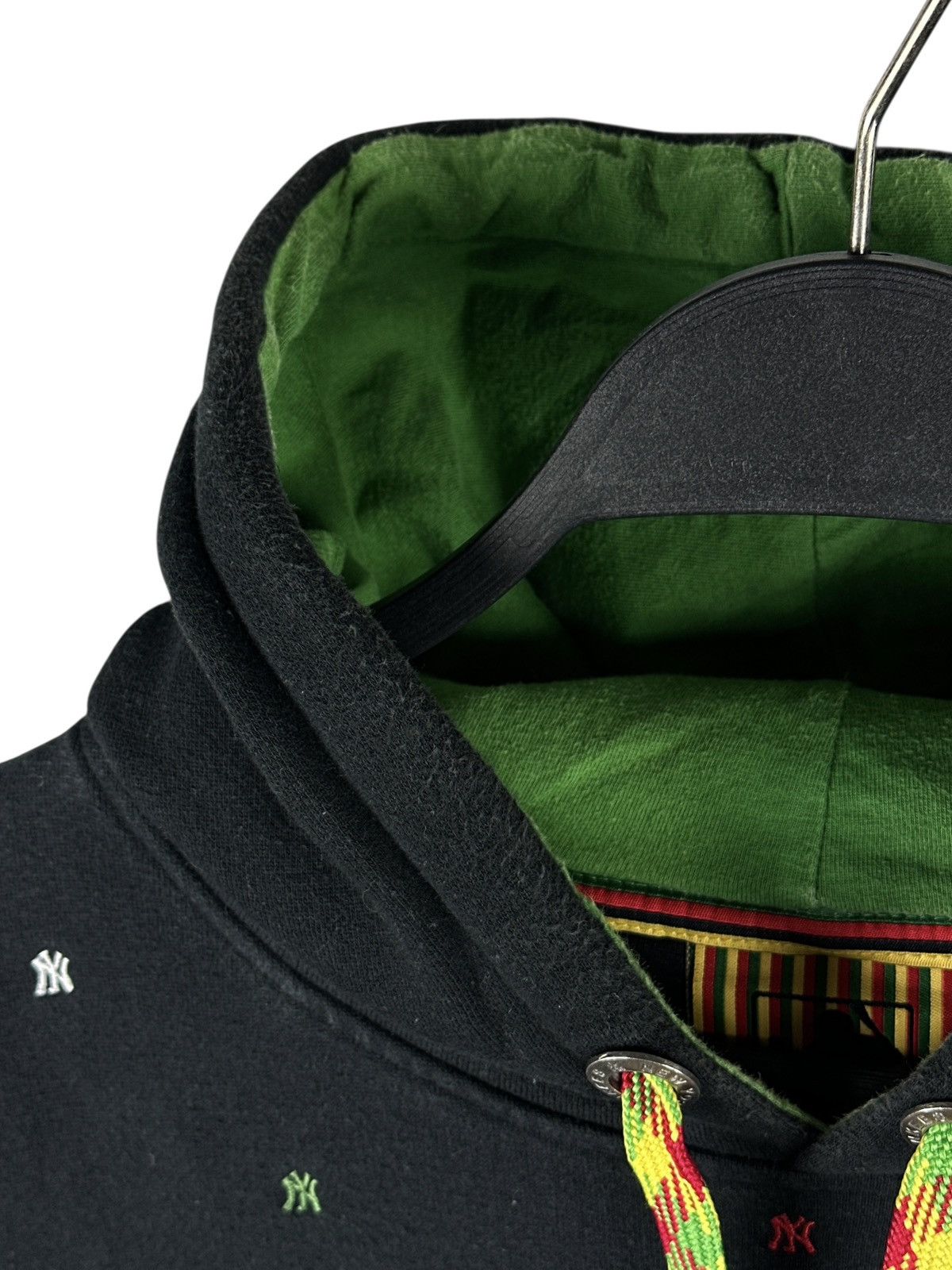 New York Yankees Vintage New York Yankees Majestic MLB Black Hoodie Multilogo Size US XL / EU 56 / 4 - 5 Thumbnail