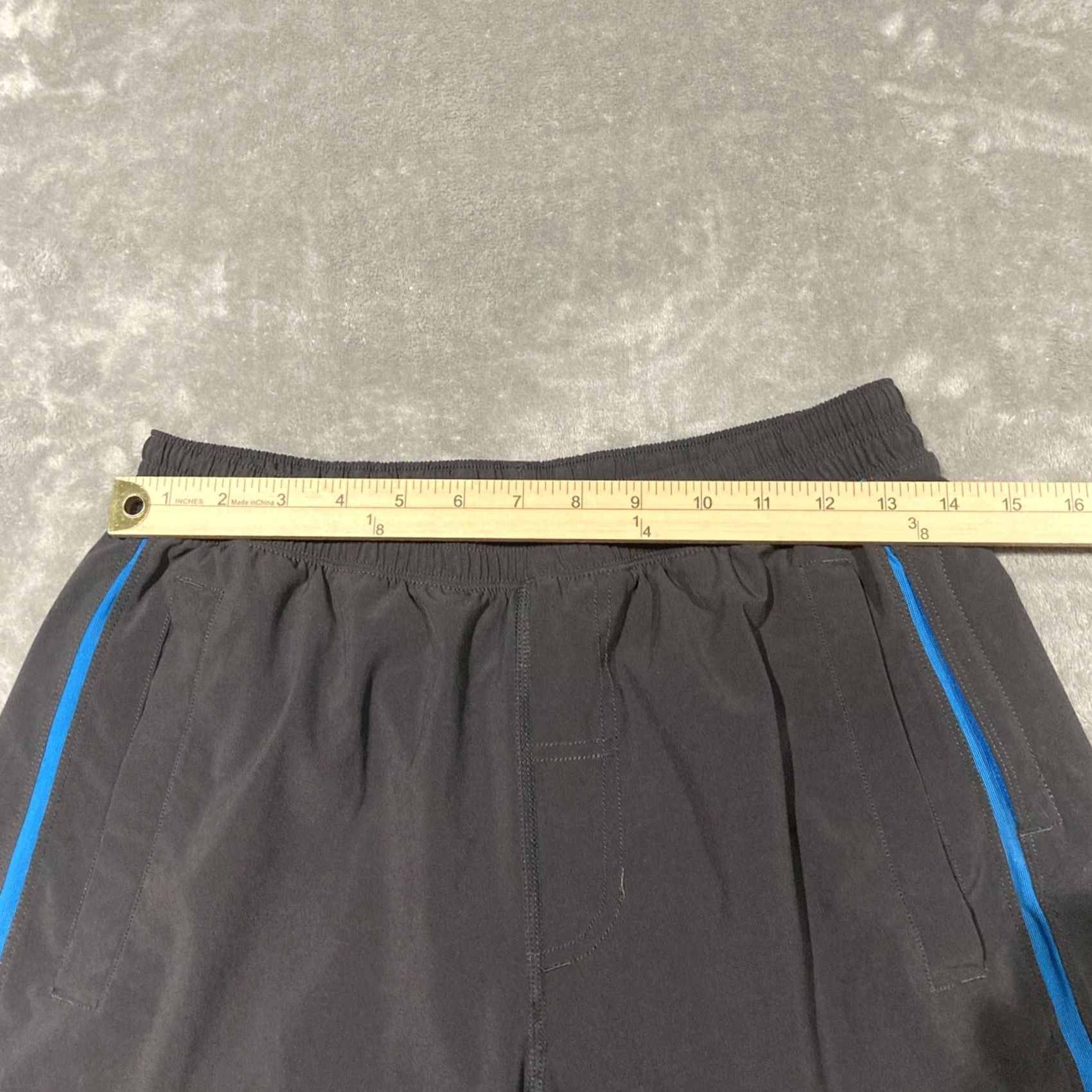 Lululemon Lululemon Pace Breaker Shorts Men M Gray Athletic Lined Running Gym Casual Size US 31 - 2 Thumbnail