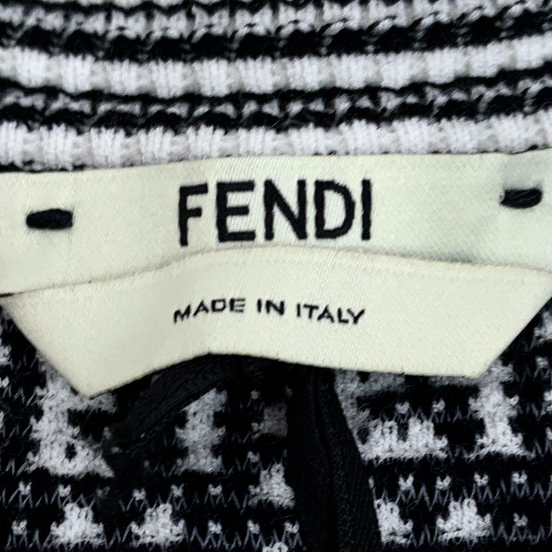Fendi Fendi Womens Black & White Monogram Knit Short-Sleeve Sweate Size S / US 4 / IT 40 - 2 Thumbnail
