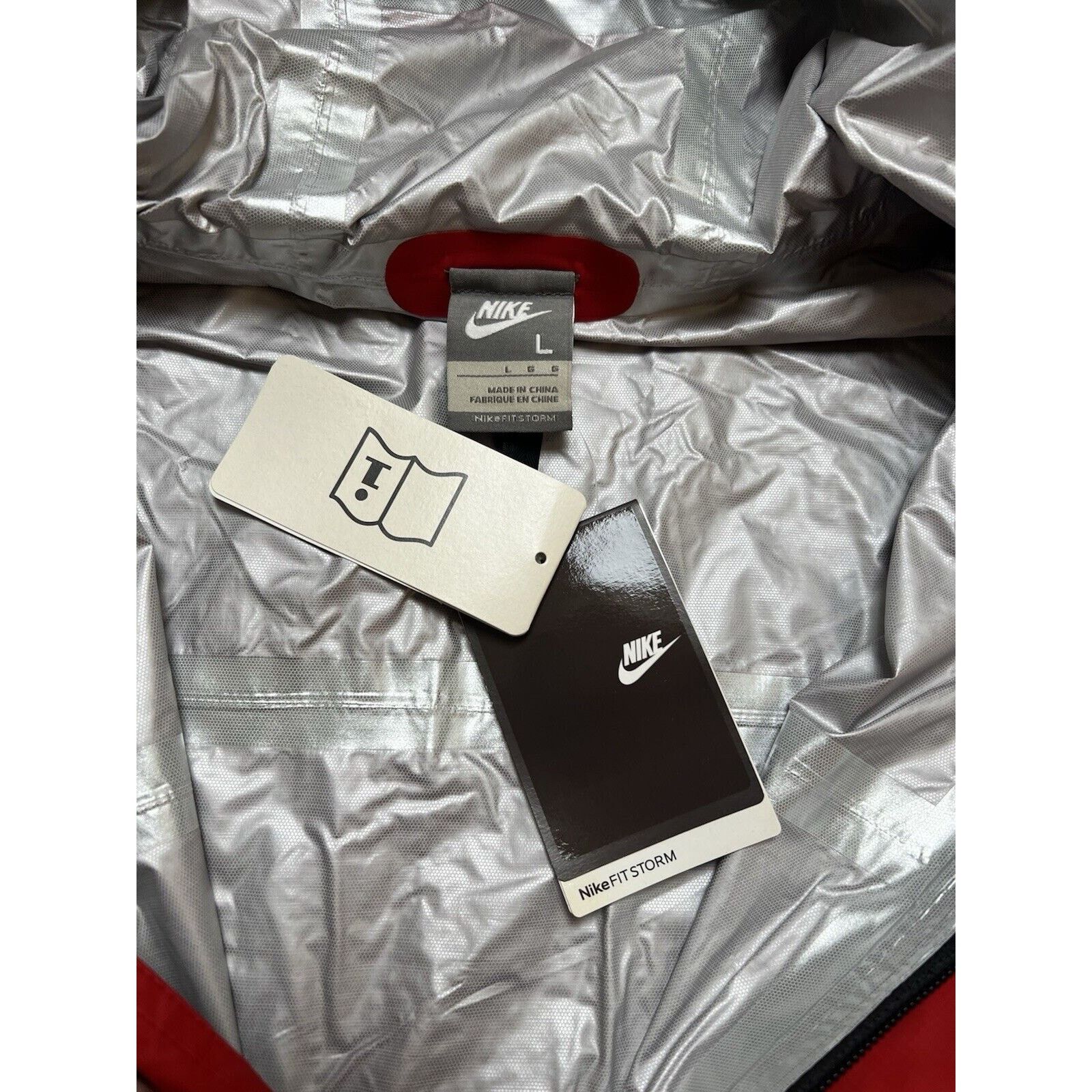 Nike Nike Red Storm Fit Windbreaker Men’s L 266009-611 New Defect Size US L / EU 52-54 / 3 - 9 Thumbnail