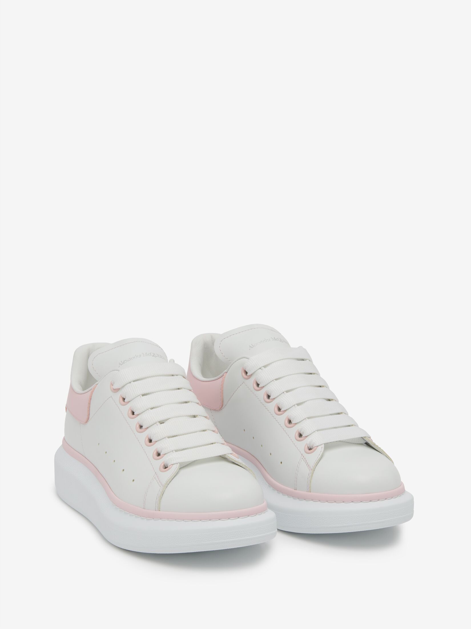 Alexander McQueen o1w1db10925 Oversized Sneaker in White Size US 10 / IT 40 - 2 Thumbnail