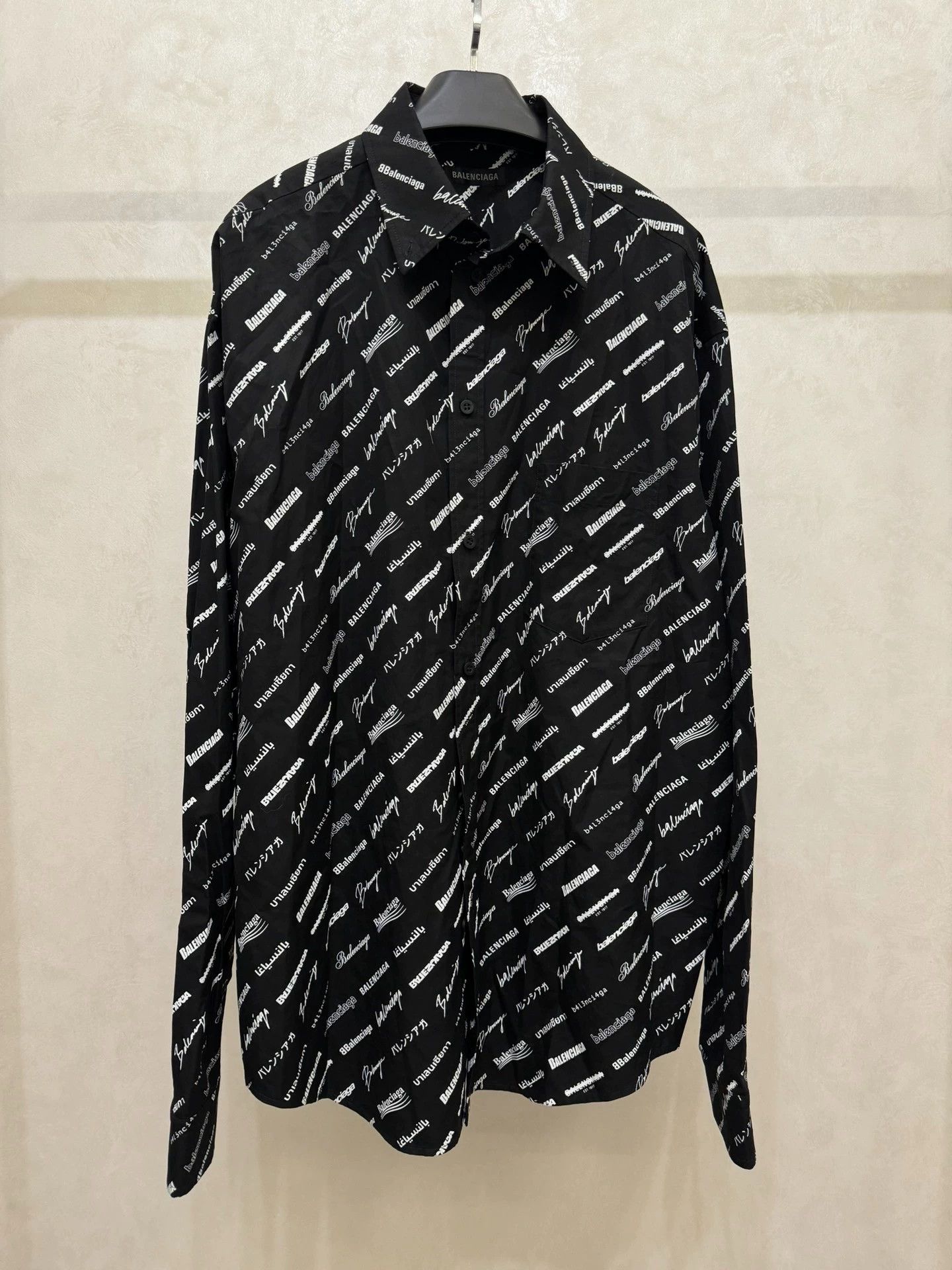 Balenciaga Balenciaga Logomania All Over SS23 letter full printed long sleeved shirt Size US XS / EU 42 / 0 - 1 Thumbnail