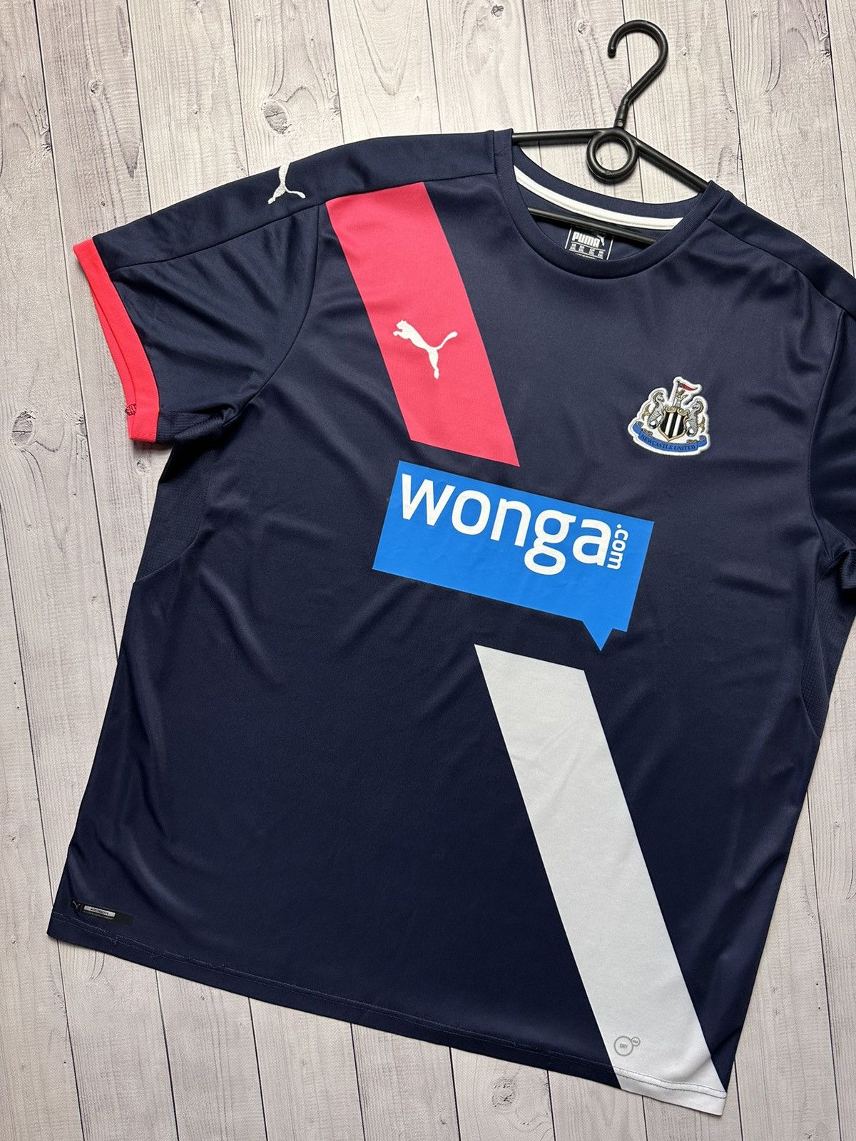 Puma × Vintage Vintage New Castle United soccer jersey size XXL puma rare Size US XXL / EU 58 / 5 - 2 Thumbnail