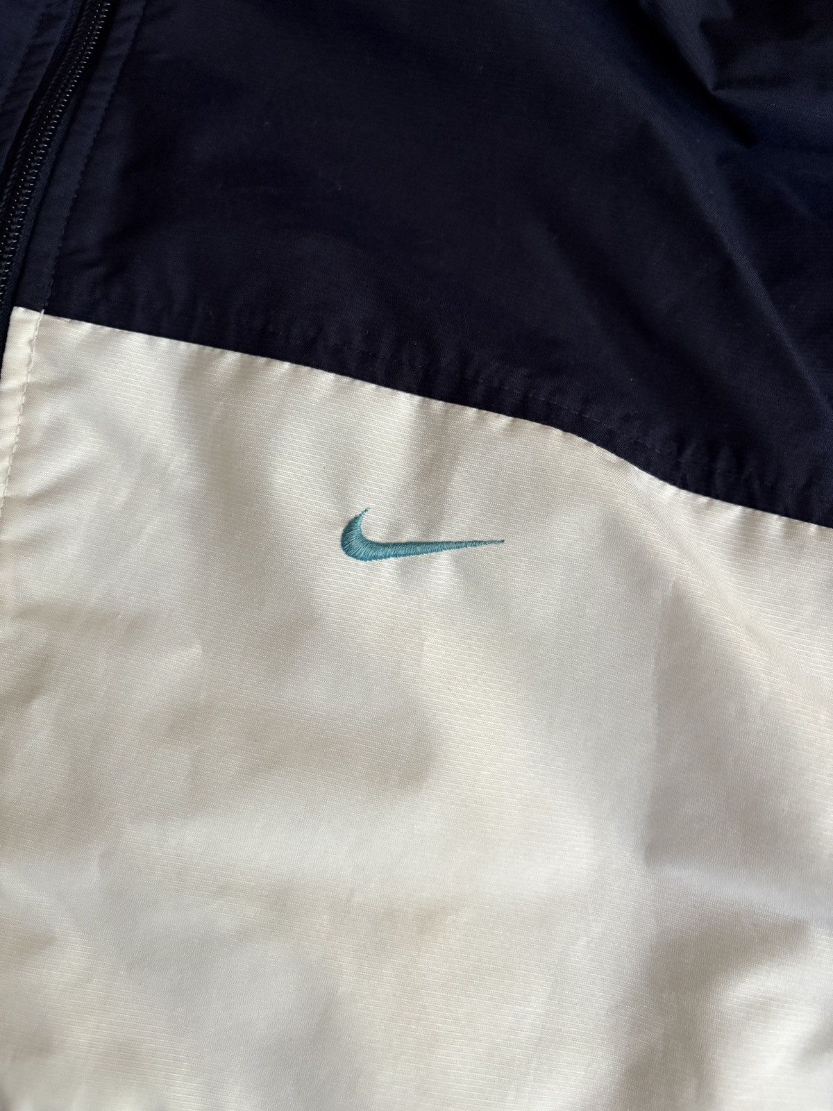 Nike Vintage Nike 90s Navy White Light Track Jacket / Windbreaker Size US M / EU 48-50 / 2 - 2 Thumbnail