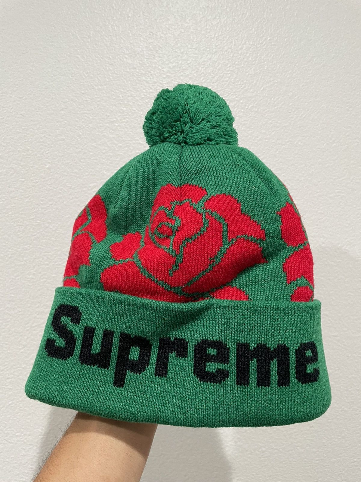 Supreme Supreme Rose Beanie Size ONE SIZE - 1 Thumbnail