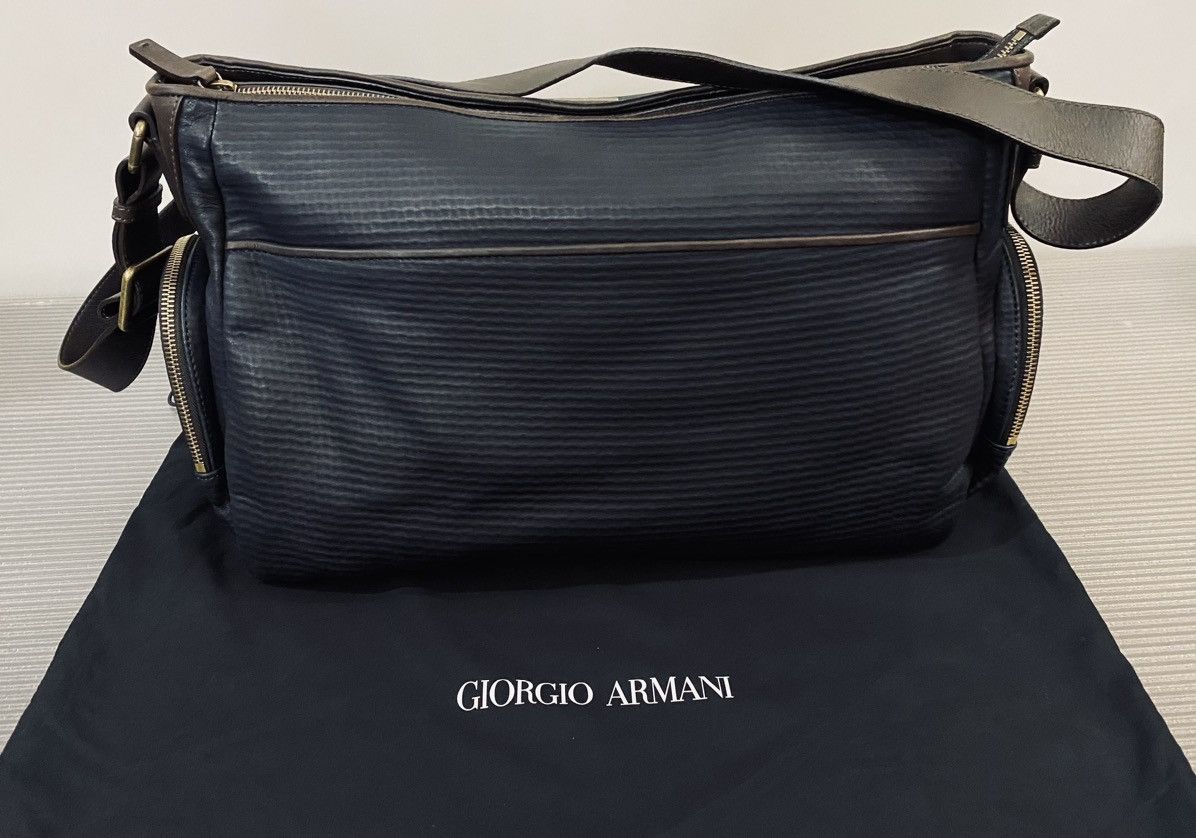 Giorgio Armani GA 🇮🇹 dk bleu dimpled lambskin carry on travel bag unisex NEW Size ONE SIZE - 4 Thumbnail