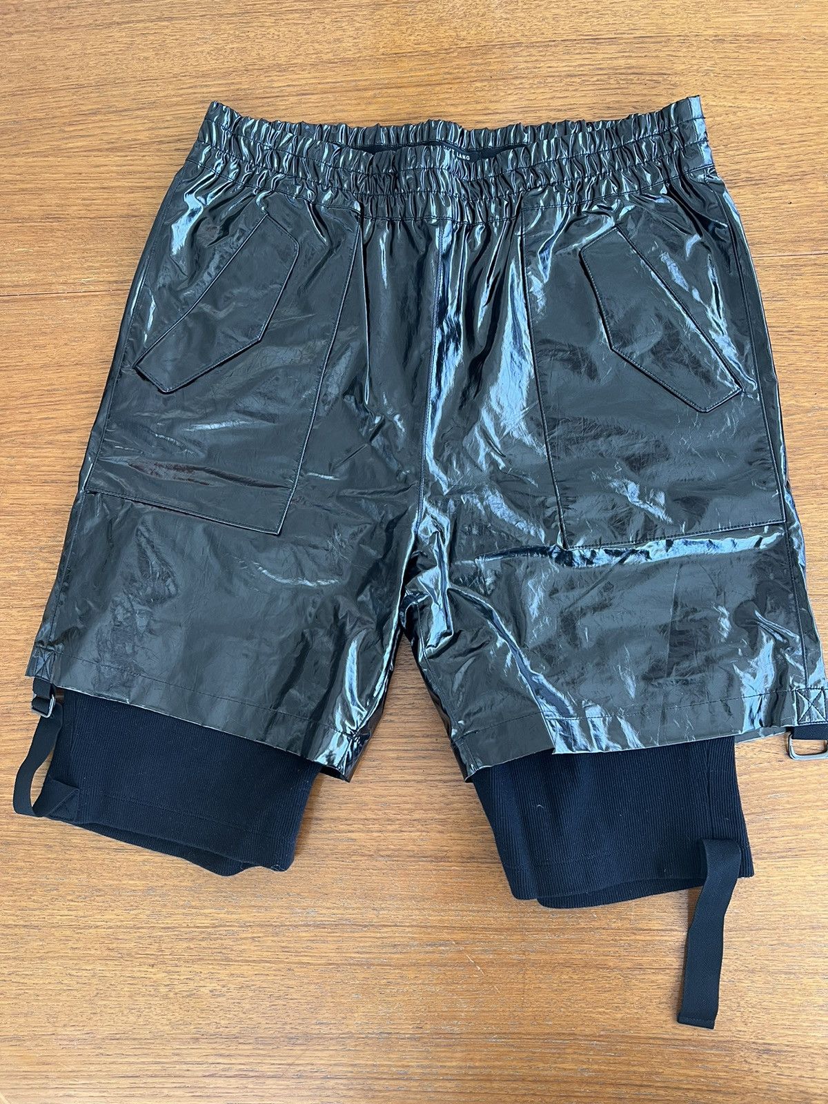 Helmut Lang Helmut Lang plastic/vinyl shorts Size US 36 / EU 52 - 1 Thumbnail