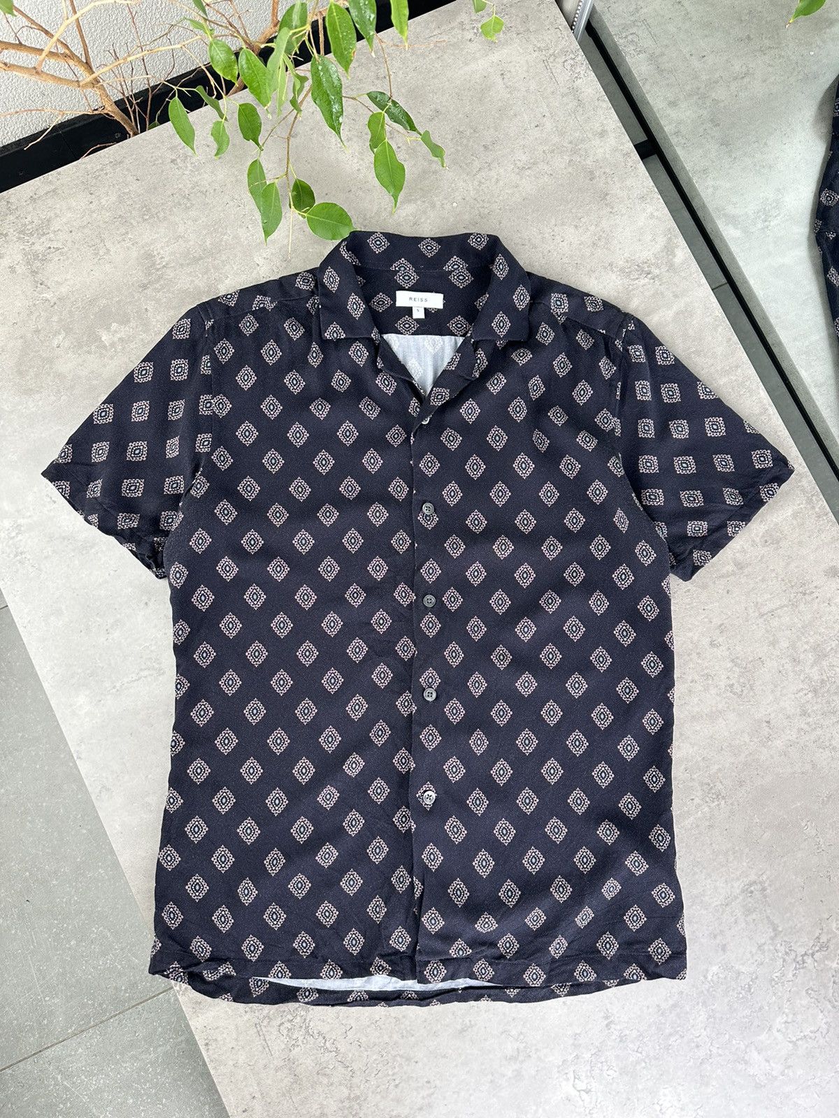 Reiss Reiss Shirt Short Sleeve Size US S / EU 44-46 / 1 - 1 Thumbnail