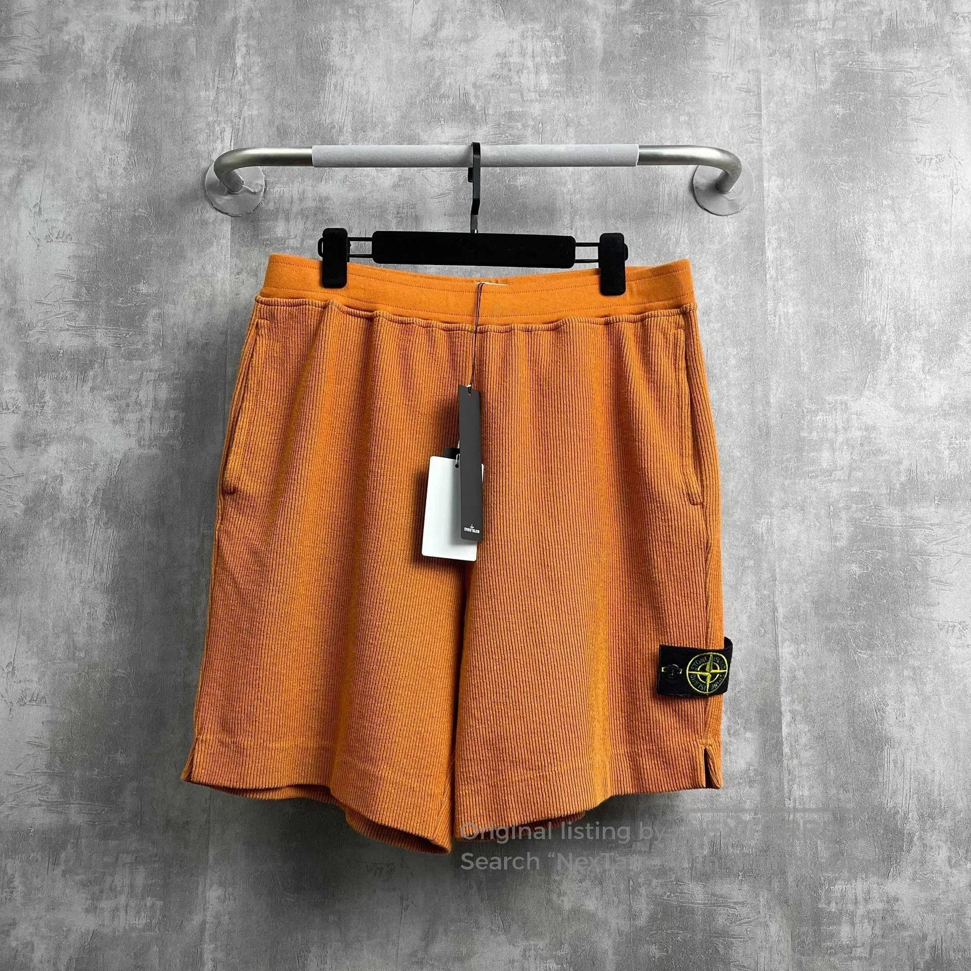Stone Island Stone Island Classic Logo Corduroy Shorts. Size US 36 / EU 52 - 1 Thumbnail