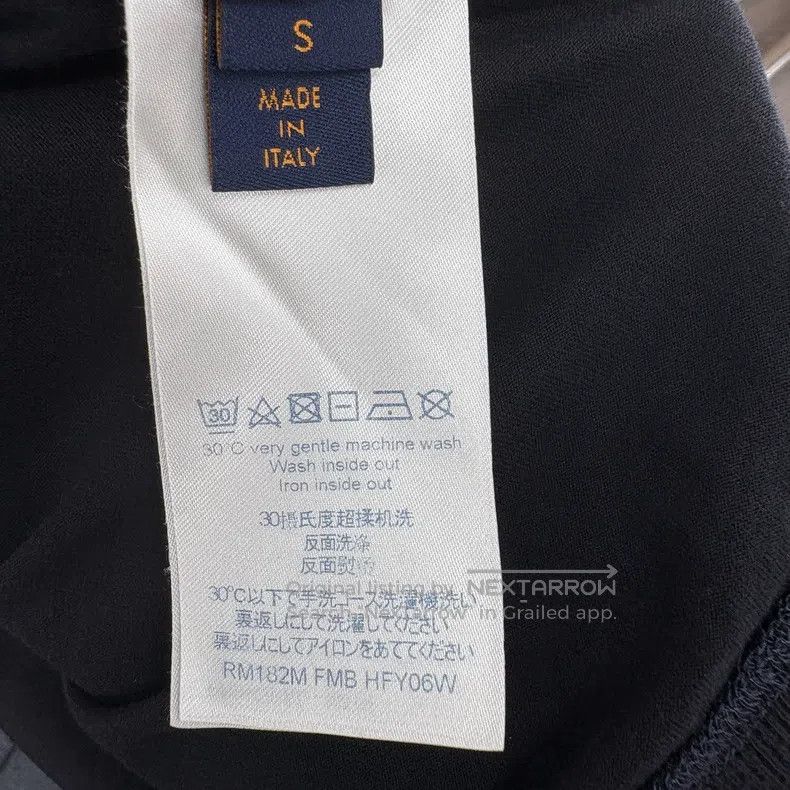 Louis Vuitton Louis Vuitton Bullet screen logo black short sleeve Size US S / EU 44-46 / 1 - 6 Thumbnail