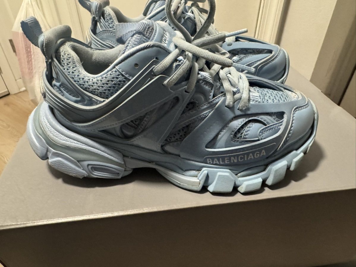 Balenciaga Womens Balenciaga Track Sneakers Size US 5 / IT 35 - 1 Thumbnail