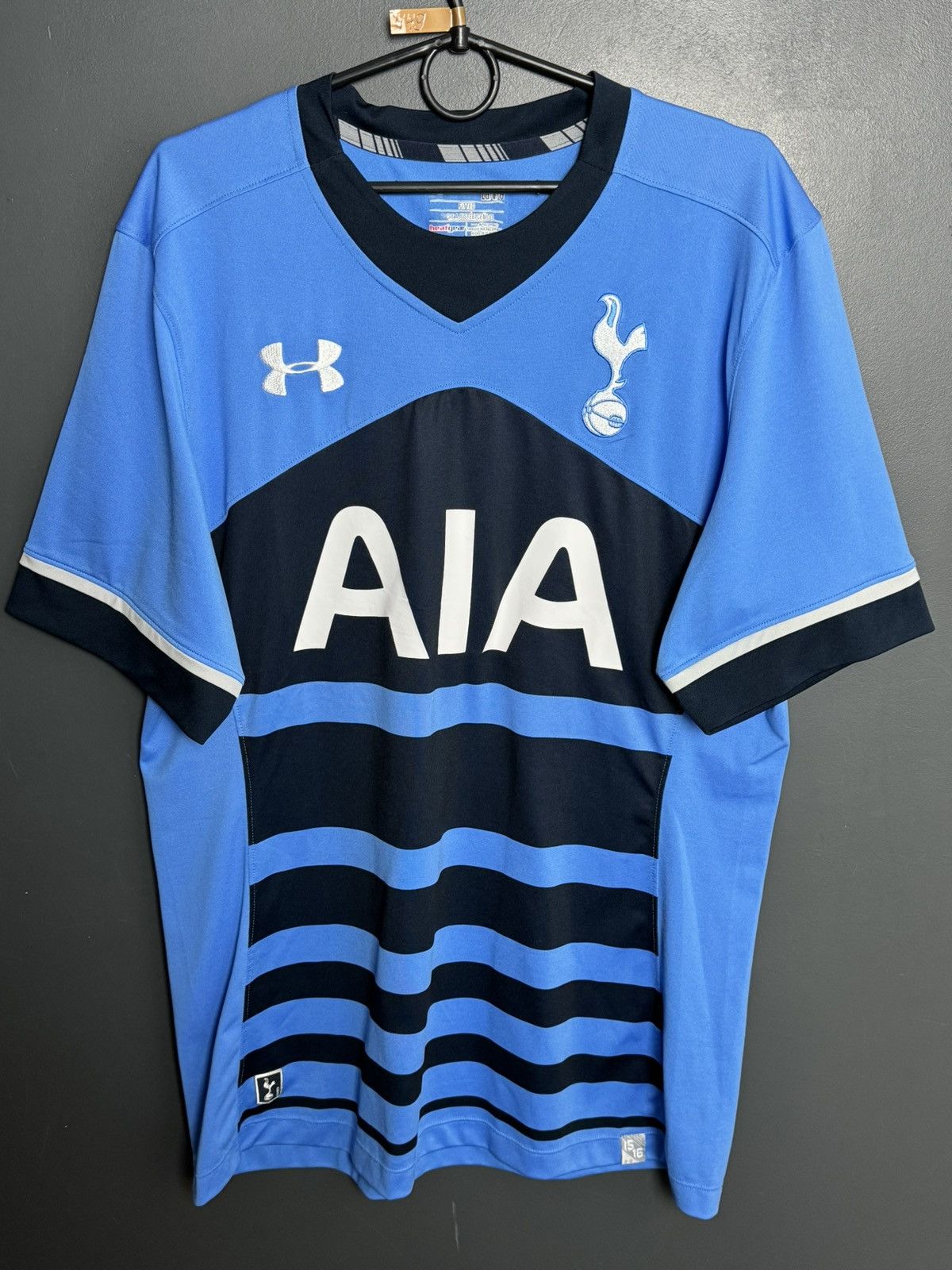Under Armour Tottenham Hotspur 15/16 Away Football Jersey Size US L / EU 52-54 / 3 - 1 Thumbnail