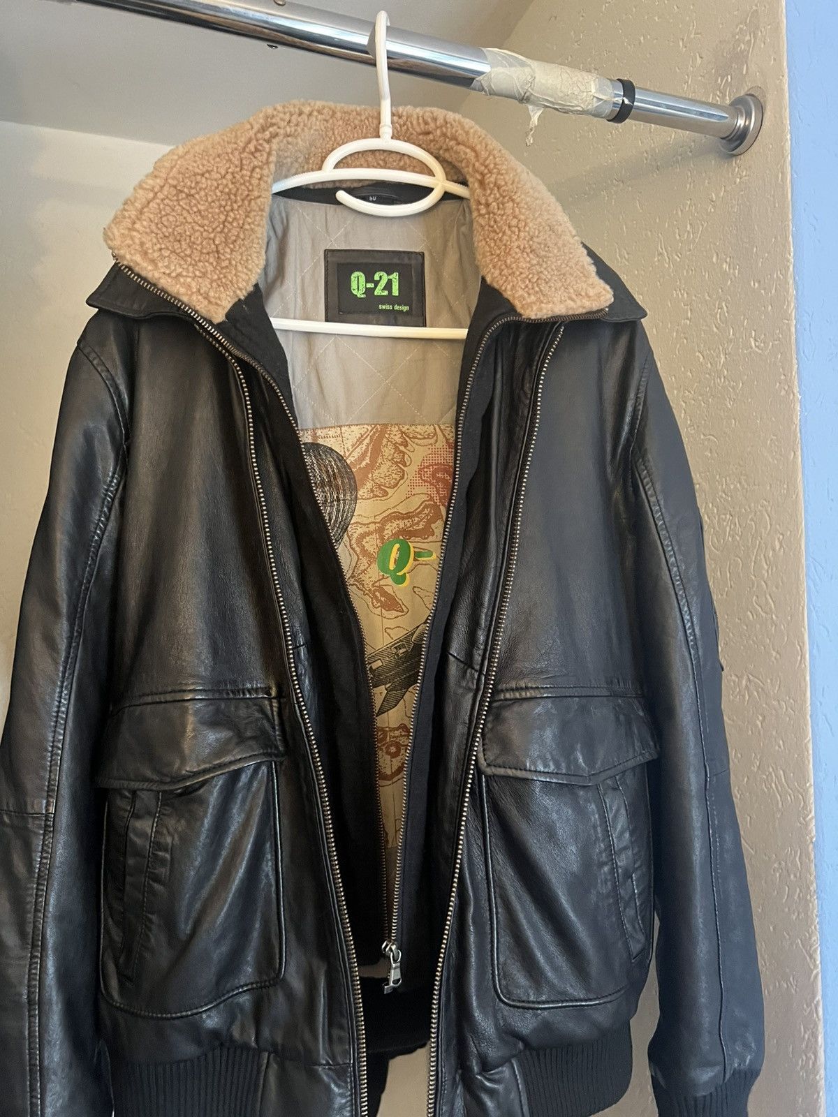 Other Swiss made leather jacket Size US M / EU 48-50 / 2 - 2 Thumbnail