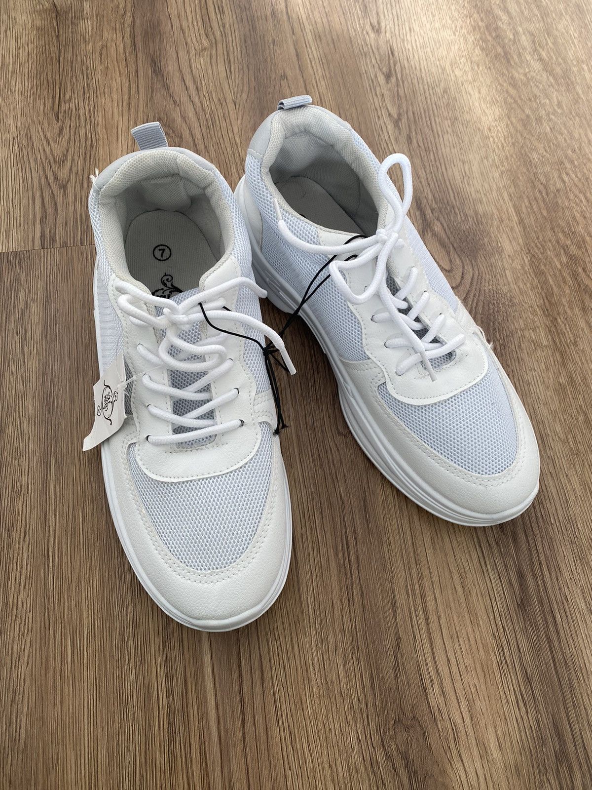 Other Sole Mates Lace Up Memory Foam light Womens Athletic Shoes Size US 7 / IT 37 - 2 Thumbnail