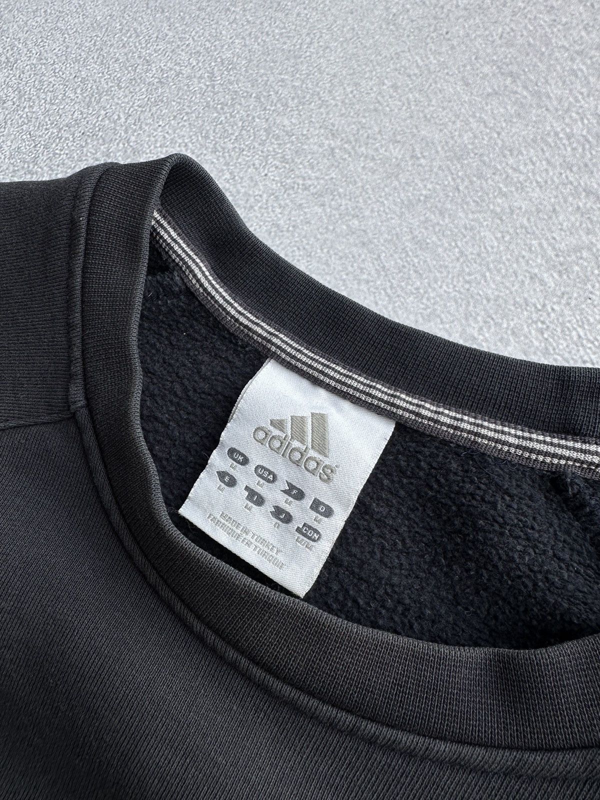 Adidas × Vintage Vintage Adidas Big Logo Faded Sweatshirt Size US M / EU 48-50 / 2 - 6 Thumbnail