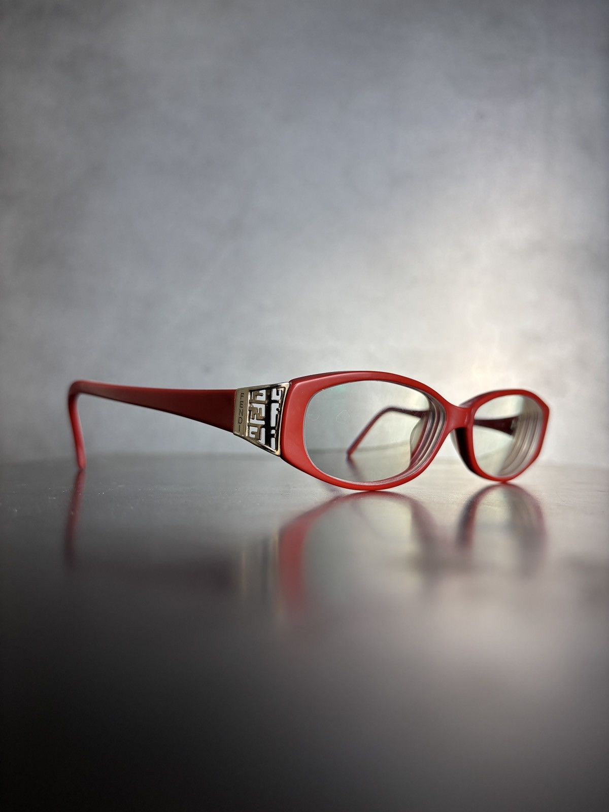 Fendi 2006 Fendi Glasses Vintage Frames F697 Red Y2K Oval Cat Eye Size ONE SIZE - 1 Thumbnail