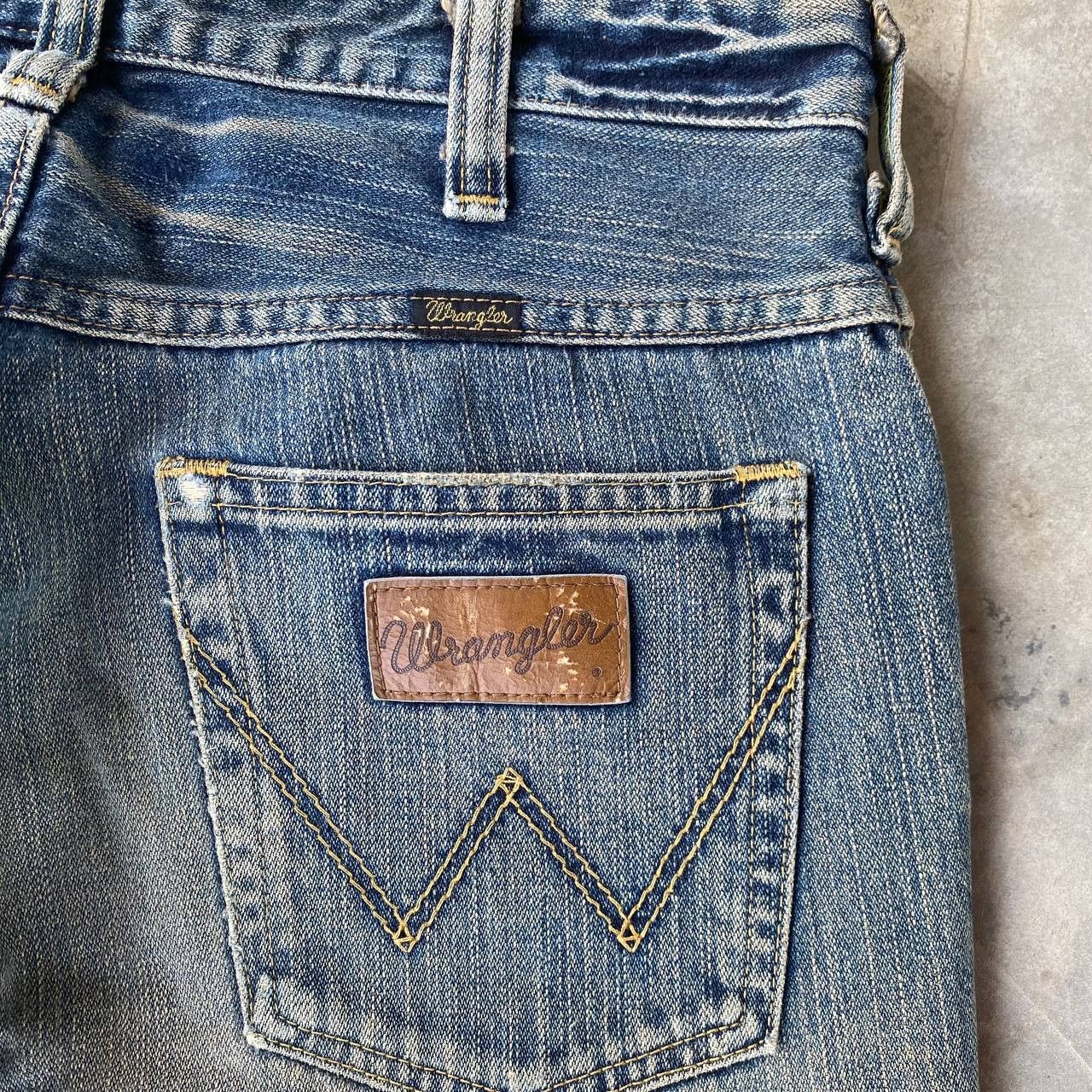 Wrangler VINTAGE WRANGLER 70s STYLE COWBOY BOOTCUT MUDWASH DENIM Size US 30 / EU 46 - 10 Thumbnail