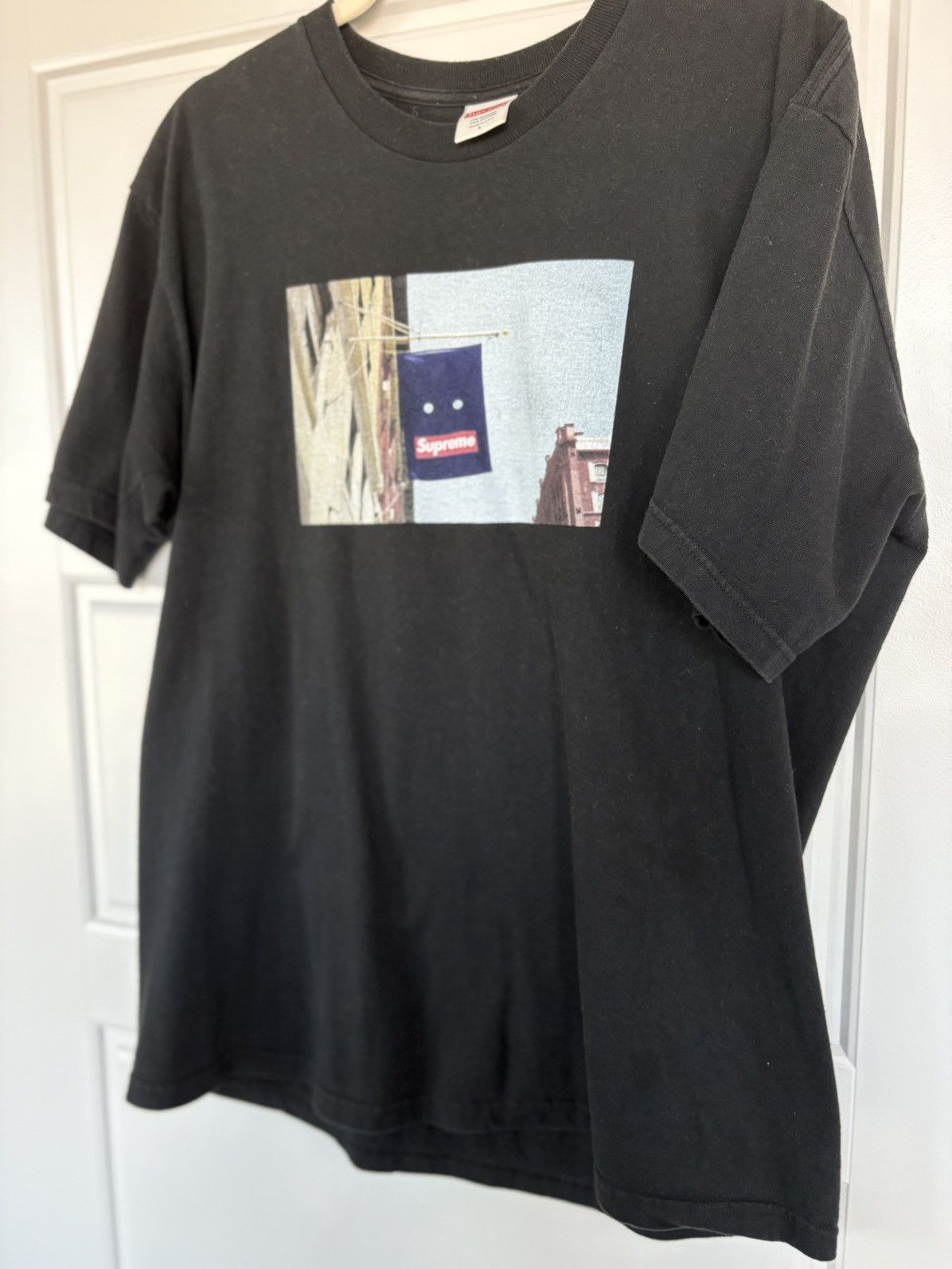 Supreme Black Supreme Banner T FW19 Size: L Size US L / EU 52-54 / 3 - 1 Thumbnail