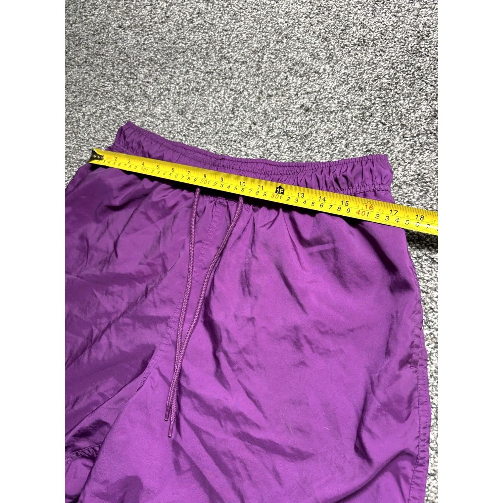 Nike Nike Sportswear Woven Flow Shorts Mens Large Purple FN3307 Size US 33 - 3 Thumbnail
