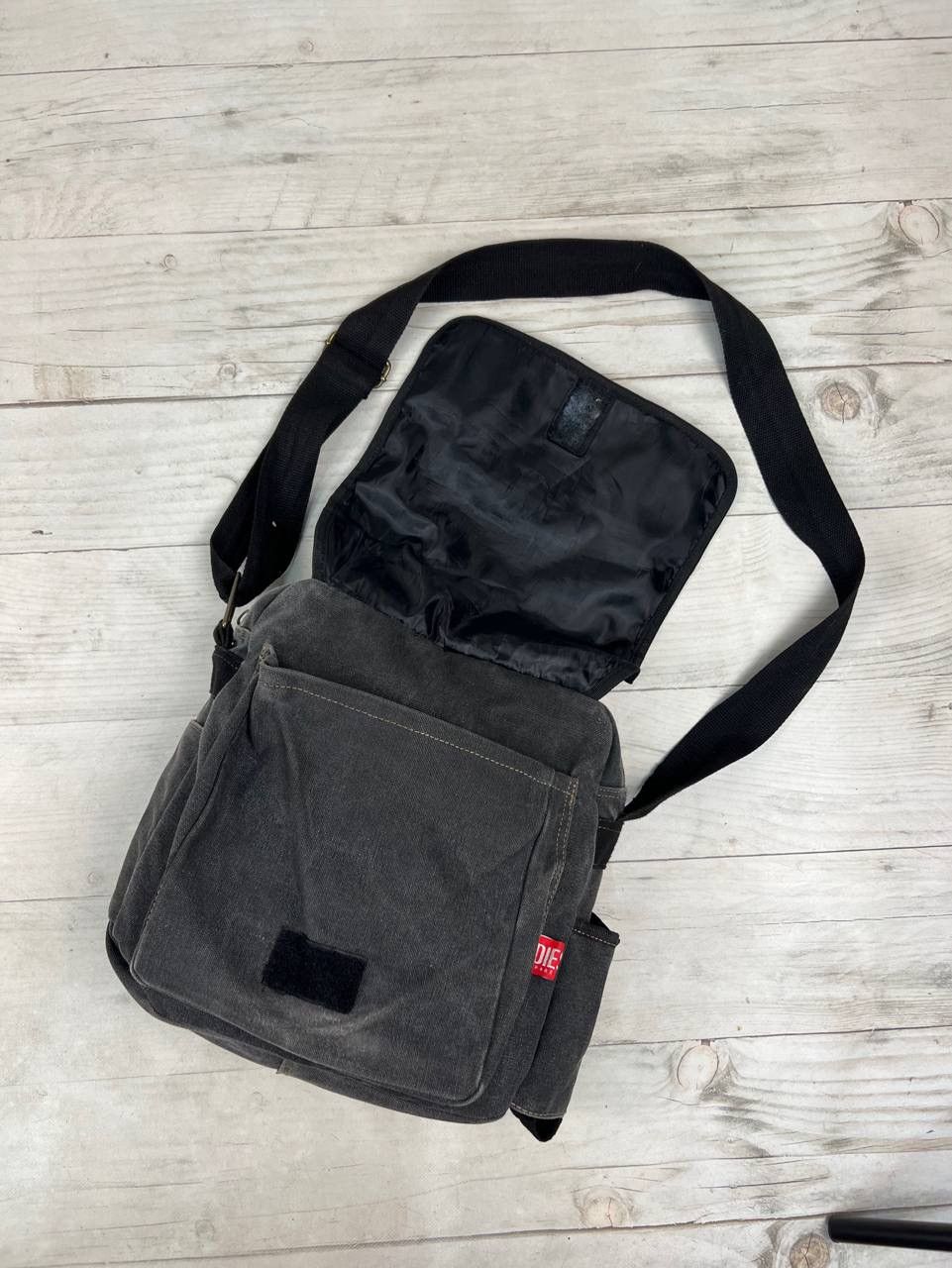 Diesel Vintage Diesel Messenger Shoulders Bag Leather Logo Size ONE SIZE - 14 Thumbnail