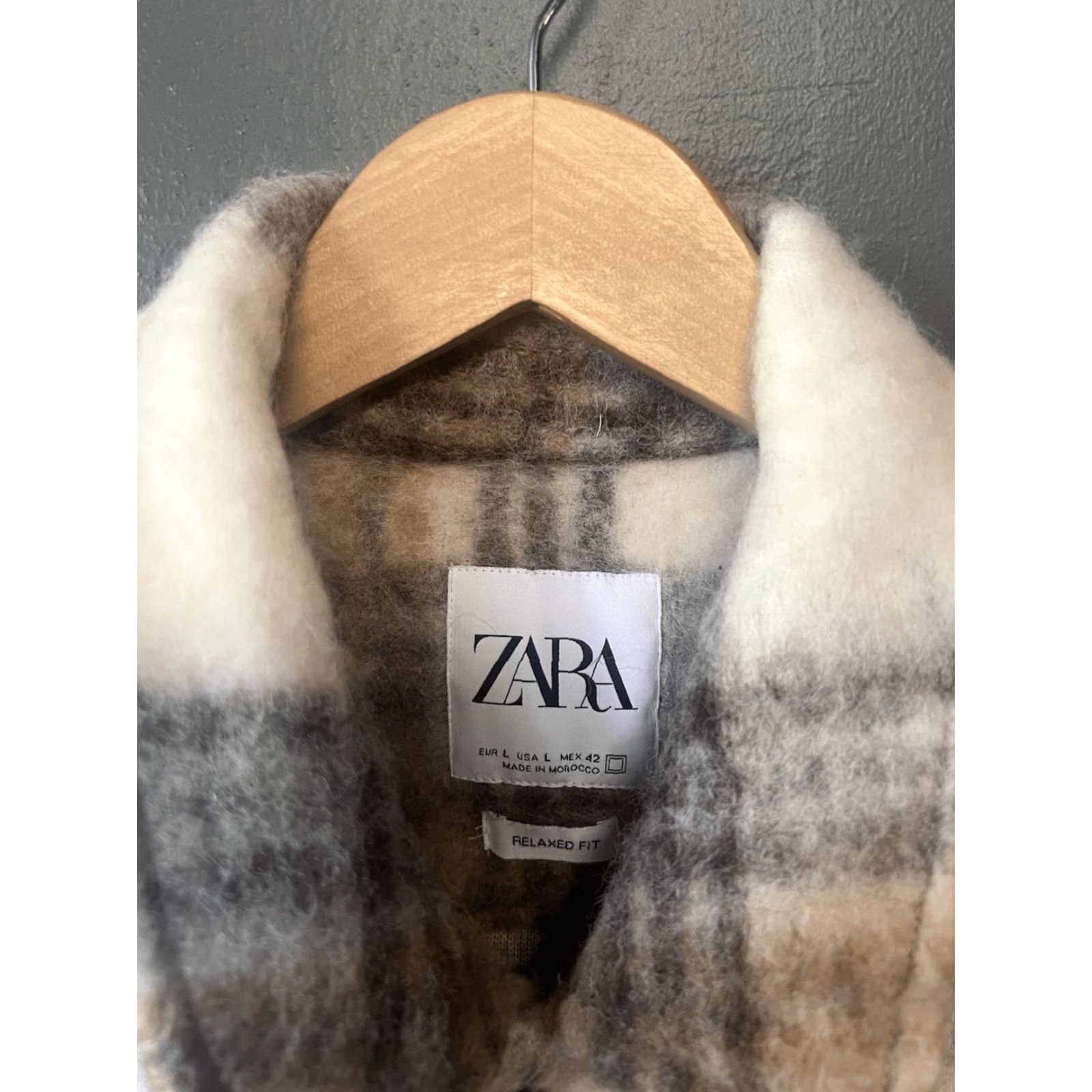 Zara Zara Shirt Women Large Brown Plaid Wool Button Up Long Sleeve Size L / US 10 / IT 46 - 3 Thumbnail