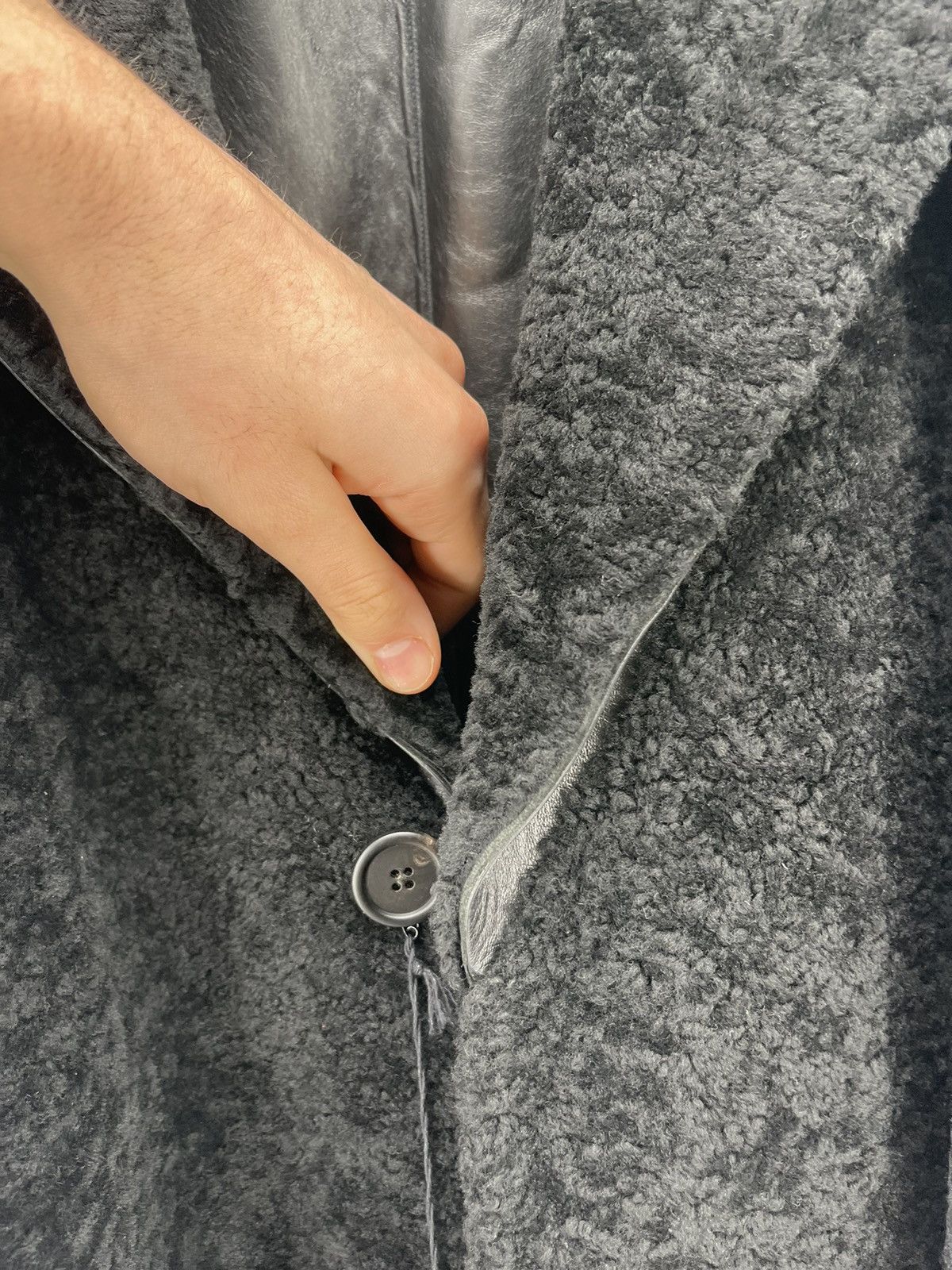 Bottega Veneta Bottega Veneta Short Curley Shearling Coat rrp $10,000 Size US M / EU 48-50 / 2 - 4 Thumbnail
