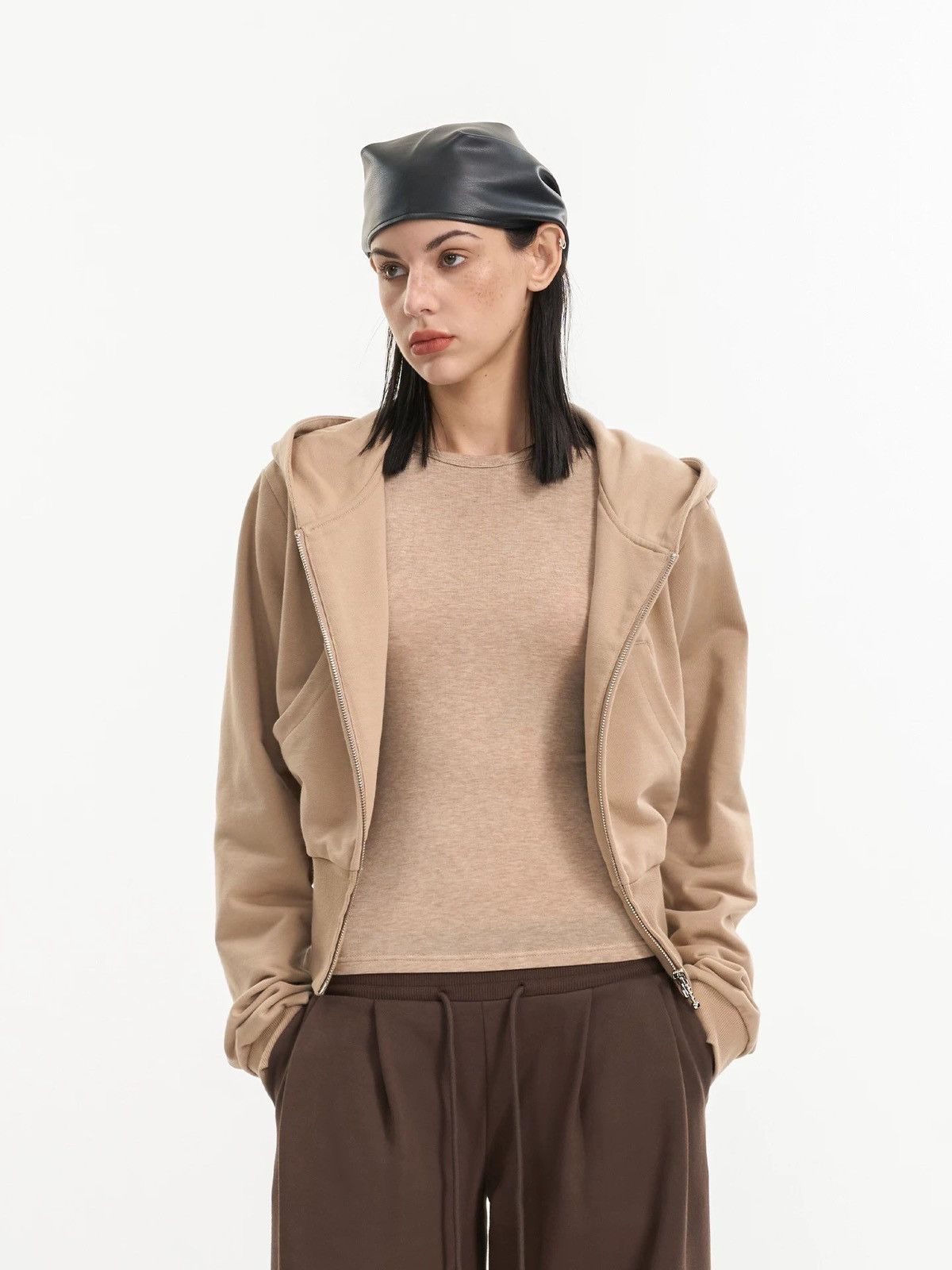 Other Tan and cream cropped hoodie Size L Size L / US 10 / IT 46 - 2 Thumbnail
