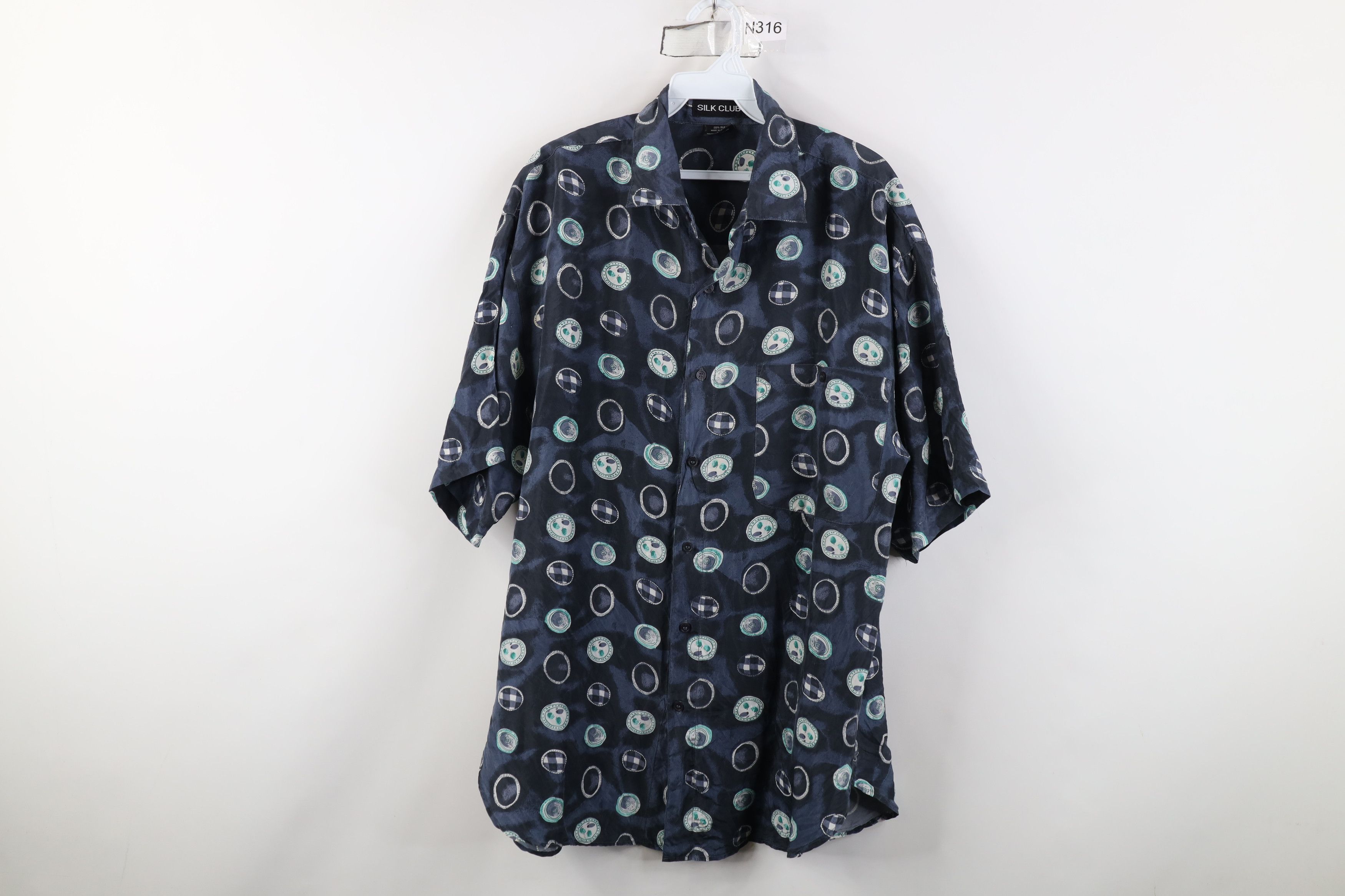 Vintage Vintage 90s Streetwear Geometric Silk Baggy Button Shirt Size US M / EU 48-50 / 2 - 1 Thumbnail