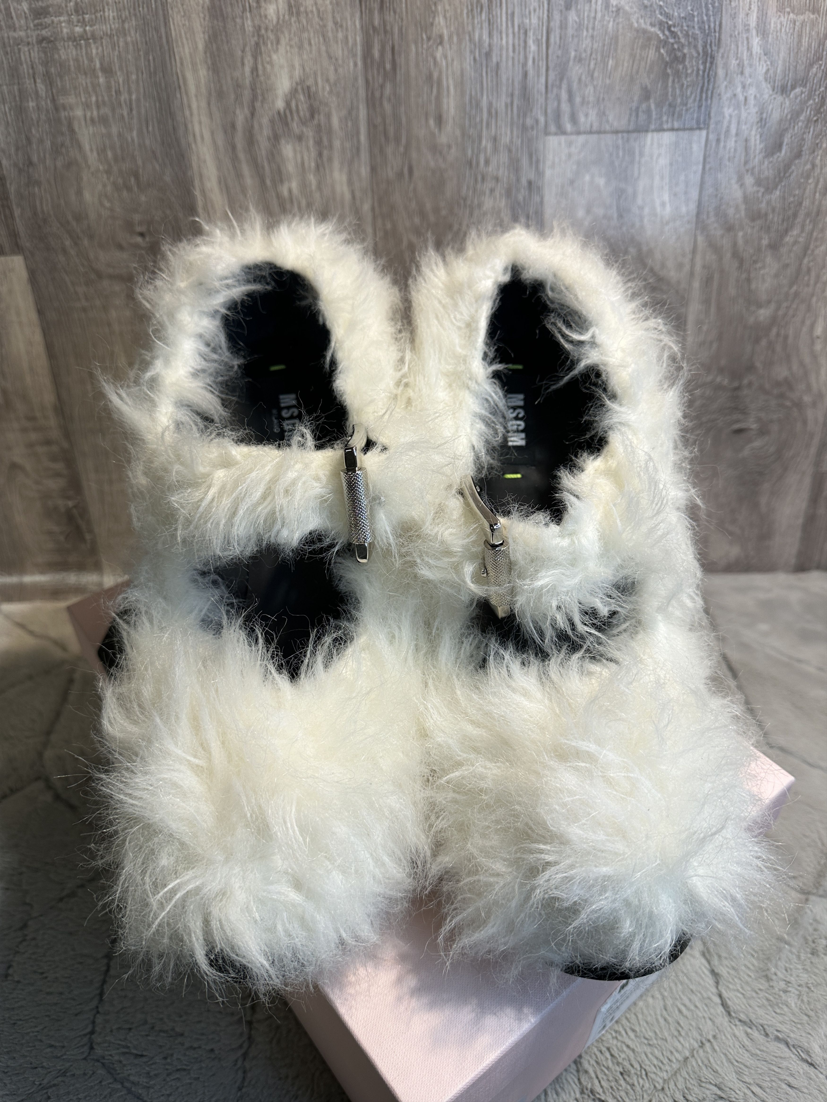 MSGM MSGM faux-fur buckled pumps 41 Size US 11 / IT 41 - 4 Thumbnail