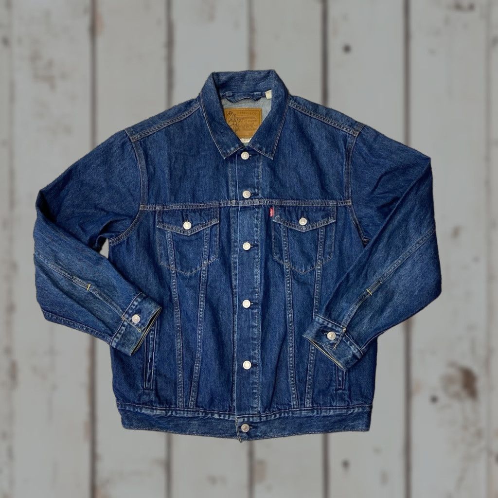 Levi's Levi's Trucker Jacket Denim Sample Stock M Medium Blue Jean Jacket Men Mens Size US M / EU 48-50 / 2 - 1 Thumbnail