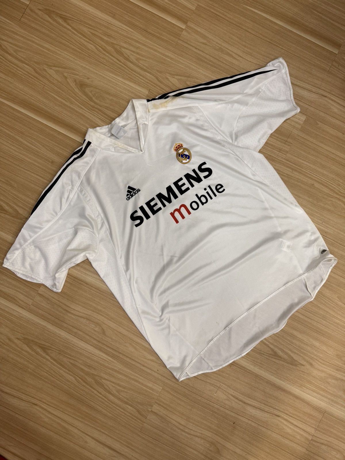 UEFA Real Madrid Zidane 2004/2005 Size US XL / EU 56 / 4 - 1 Thumbnail