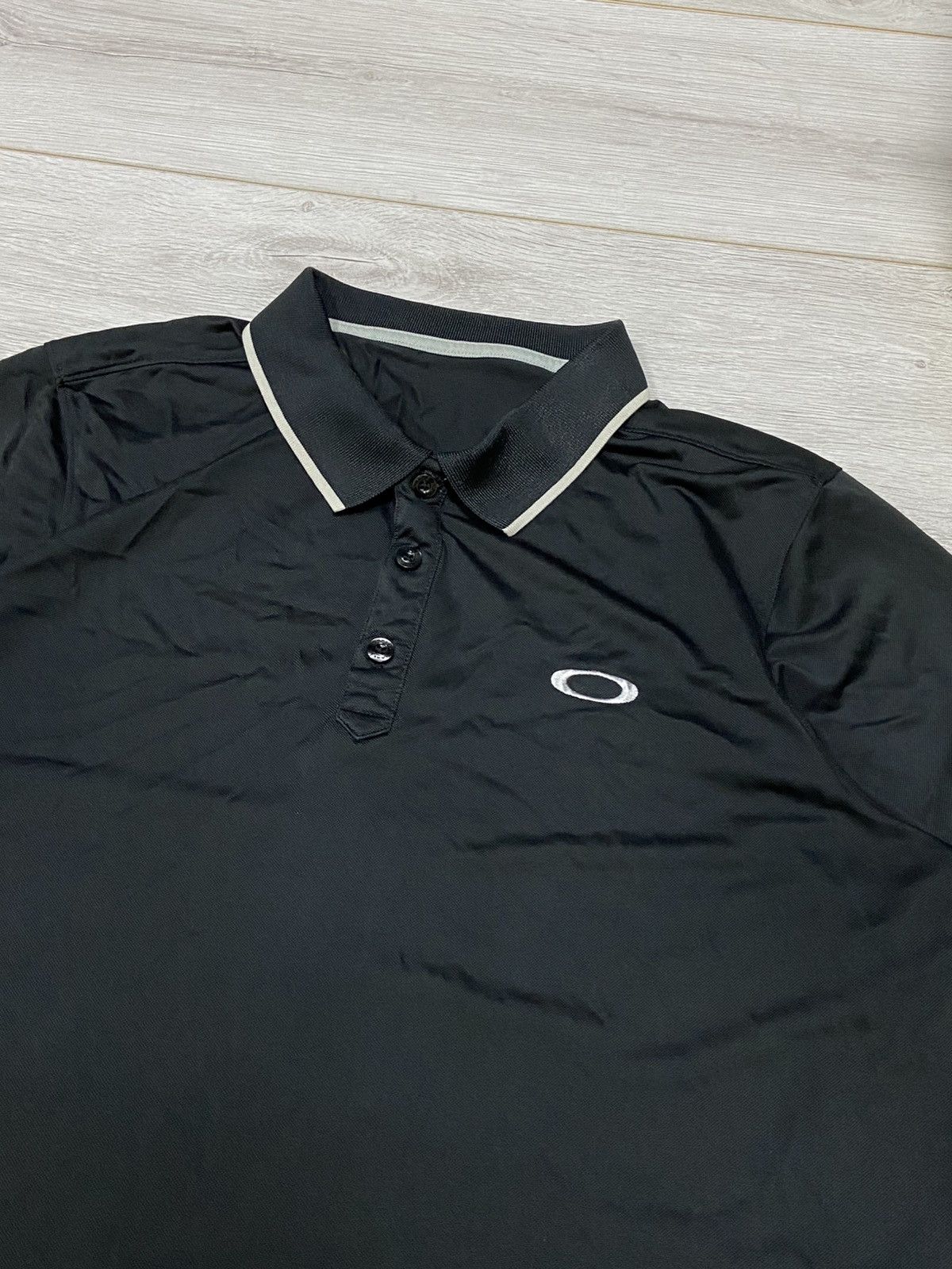 Oakley Oakley vintage nylon polo shirt Size US L / EU 52-54 / 3 - 4 Thumbnail