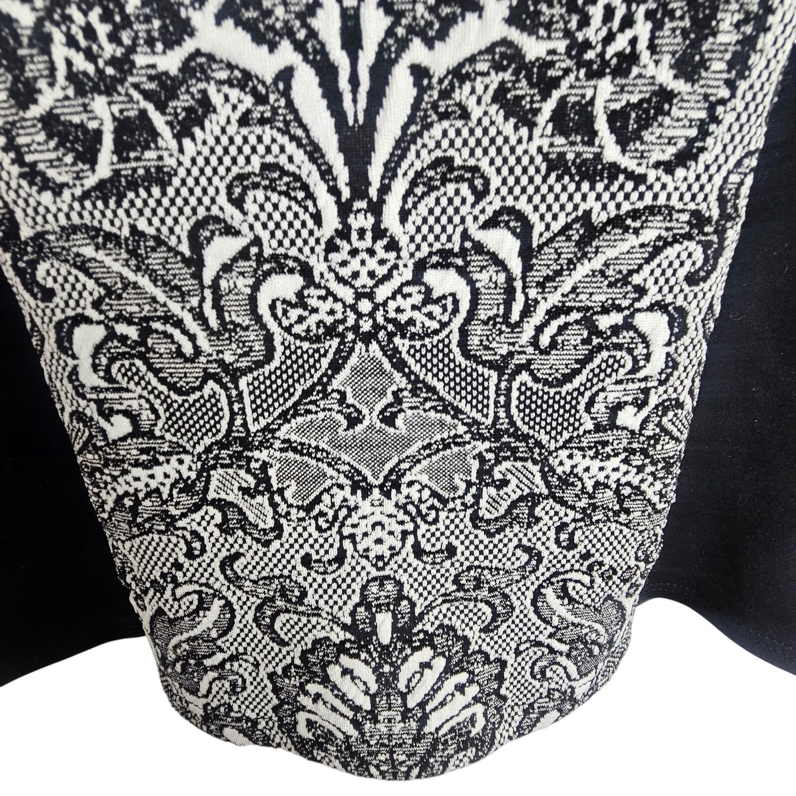 White House Black Market White House Black Market Womens Hourglass Damask Print Top S Size S / US 4 / IT 40 - 3 Thumbnail