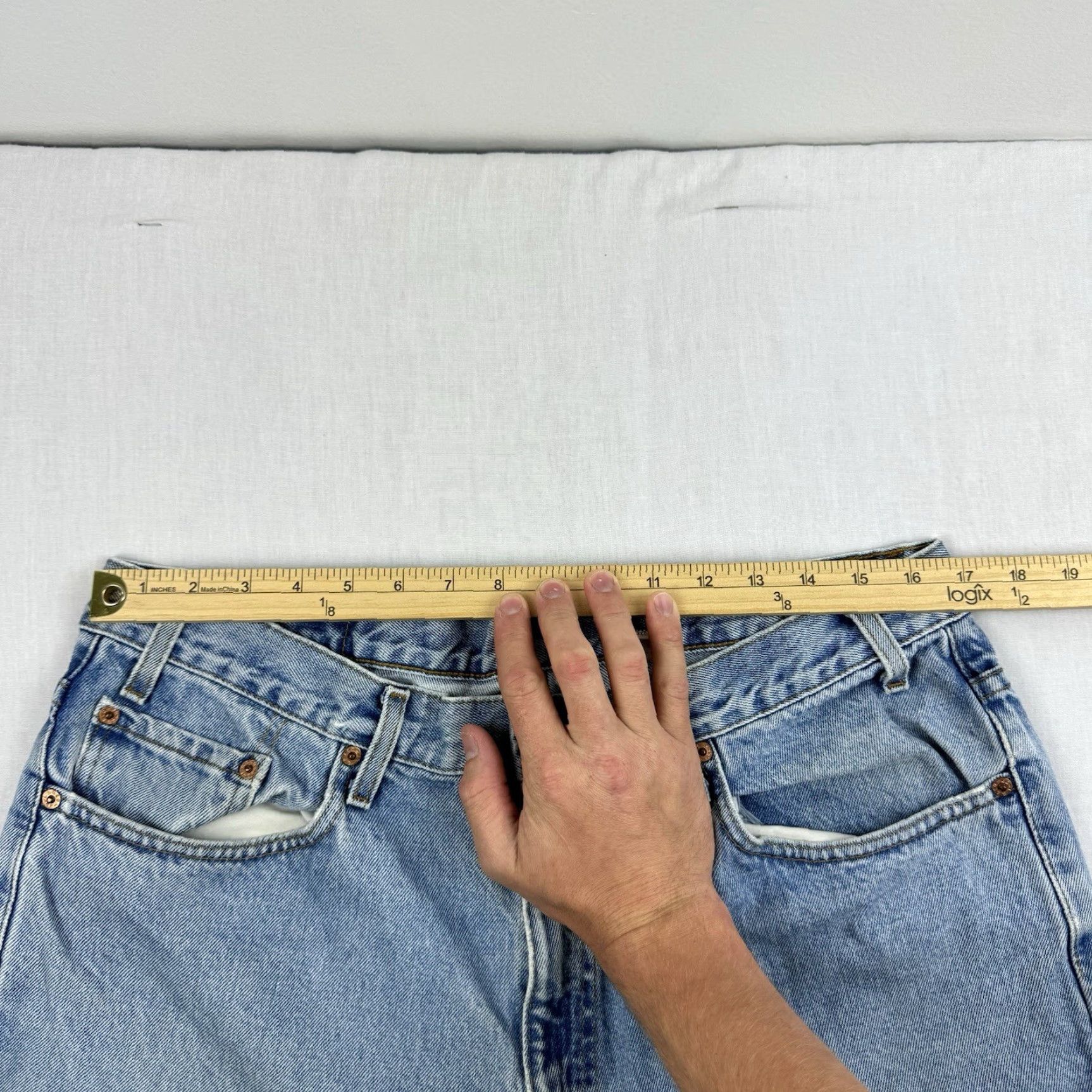 Levi's VINTAGE Levis 550 Jeans Adult 38x34 Blue Relaxed Fit Classic 90s Y2K Pants Mens Size US 38 / EU 54 - 6 Thumbnail