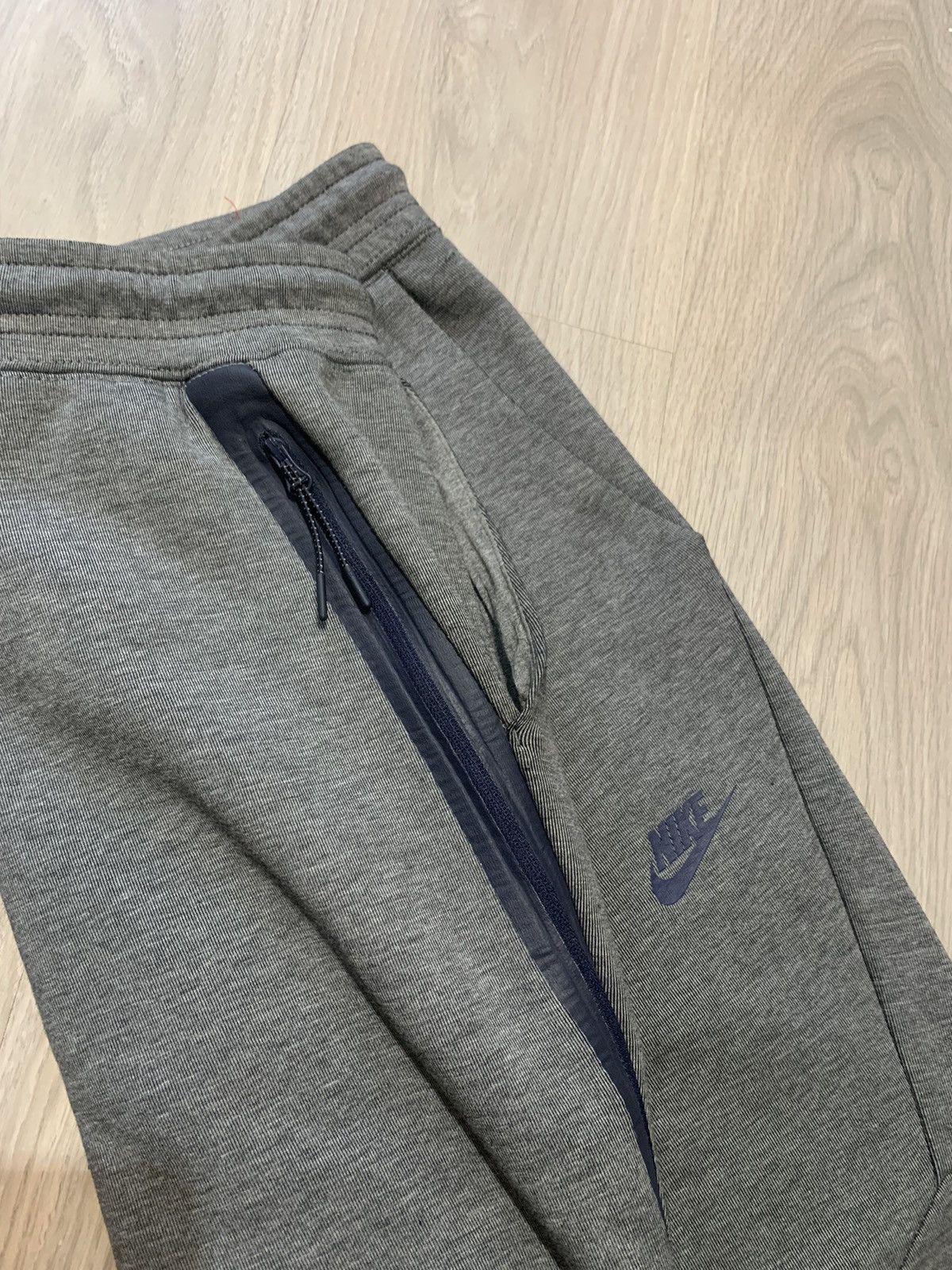 Nike × Vintage Nike Tech Fleece Cropped Skinny Joggers Sweatpants S XS Size US 30 / EU 46 - 4 Thumbnail