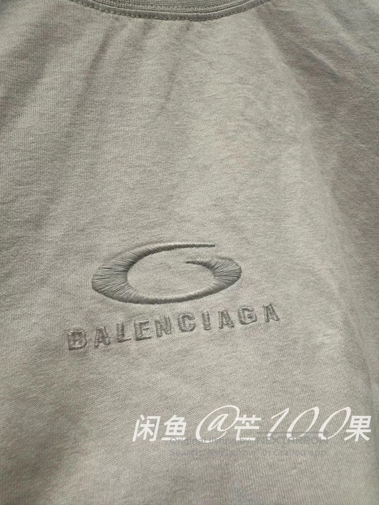 Balenciaga Balenciaga 25 Embroidered Logo Washed White Tee. Size XS / US 0-2 / IT 36-38 - 2 Thumbnail