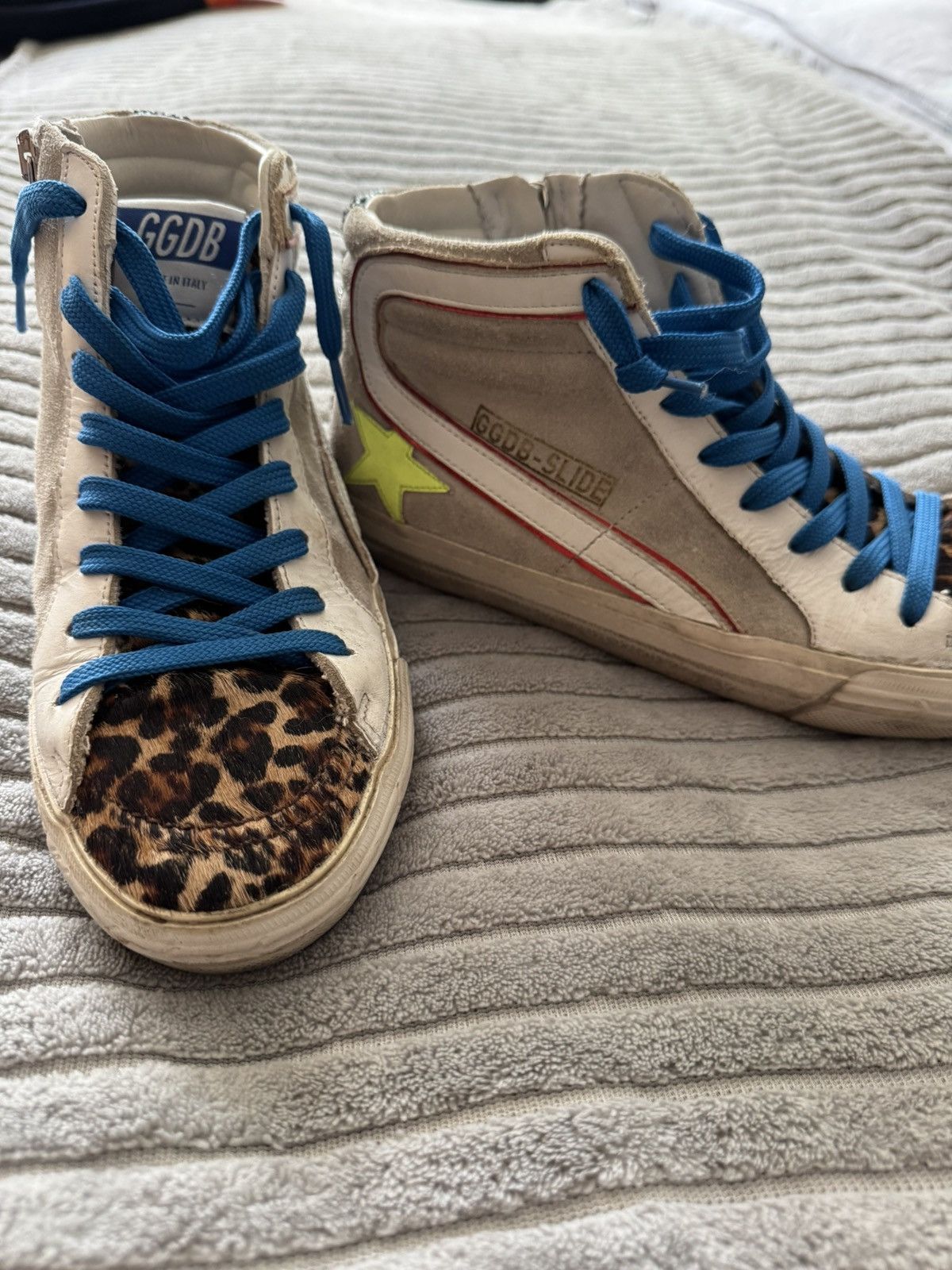 Golden Goose Golden Goose Slide Sneakers Blue Laces Leopard Print Size US 7 / IT 37 - 1 Thumbnail
