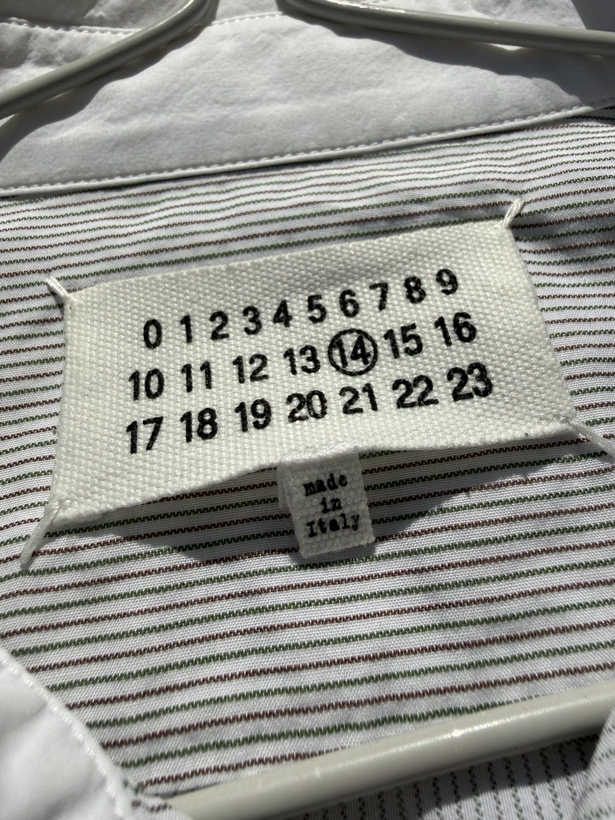 Maison Margiela Maison Margiela Slim Striped White Shirt Size US S / EU 44-46 / 1 - 4 Thumbnail
