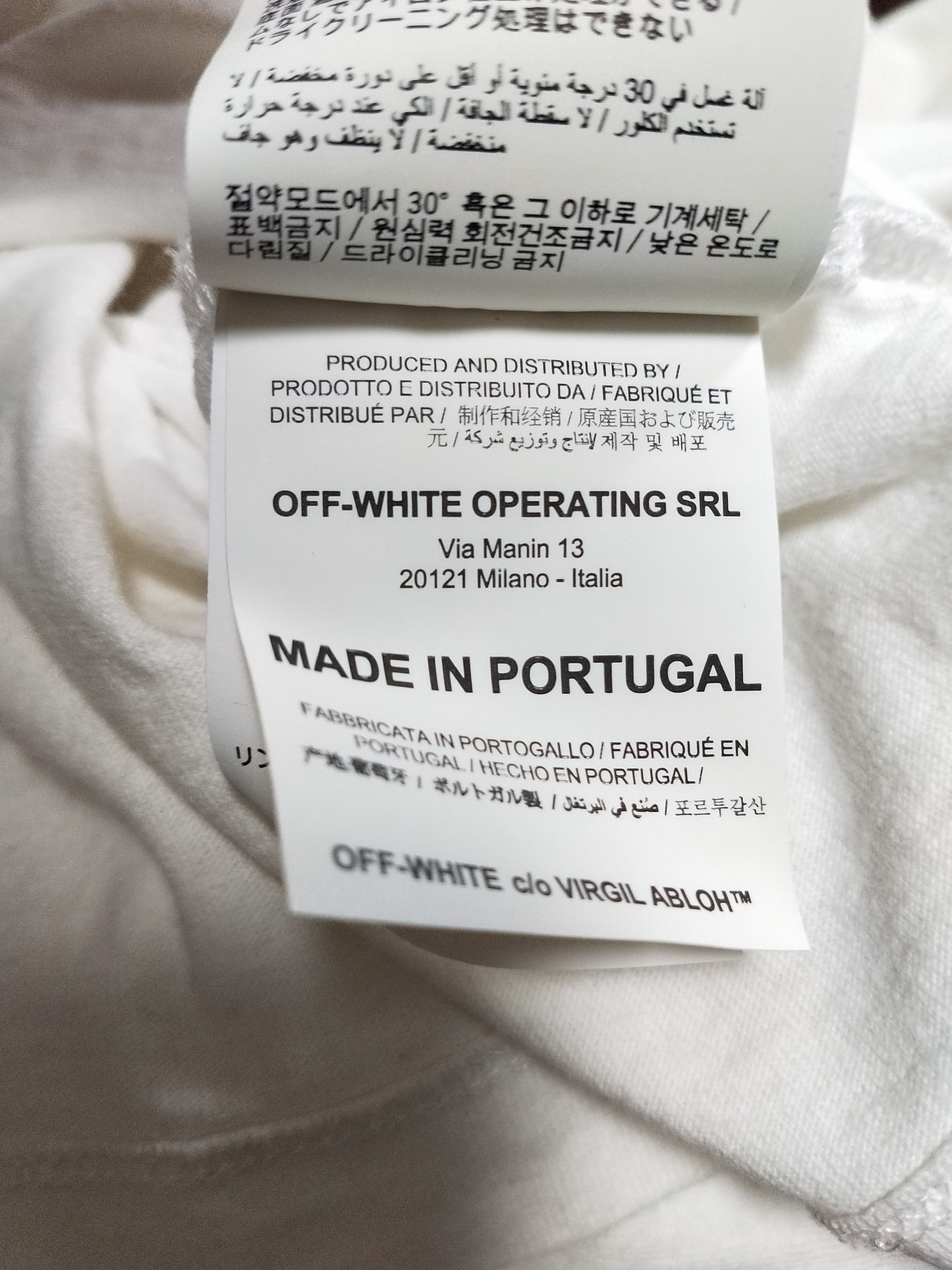 Off-White Airport Tape L/S Tee Size US M / EU 48-50 / 2 - 7 Thumbnail