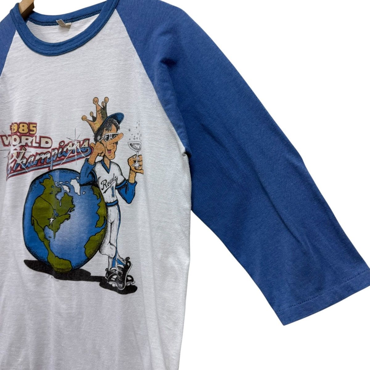 MLB Vintage 80s Kansas City Royals World Champion Raglan Tshirt Size US M / EU 48-50 / 2 - 3 Thumbnail