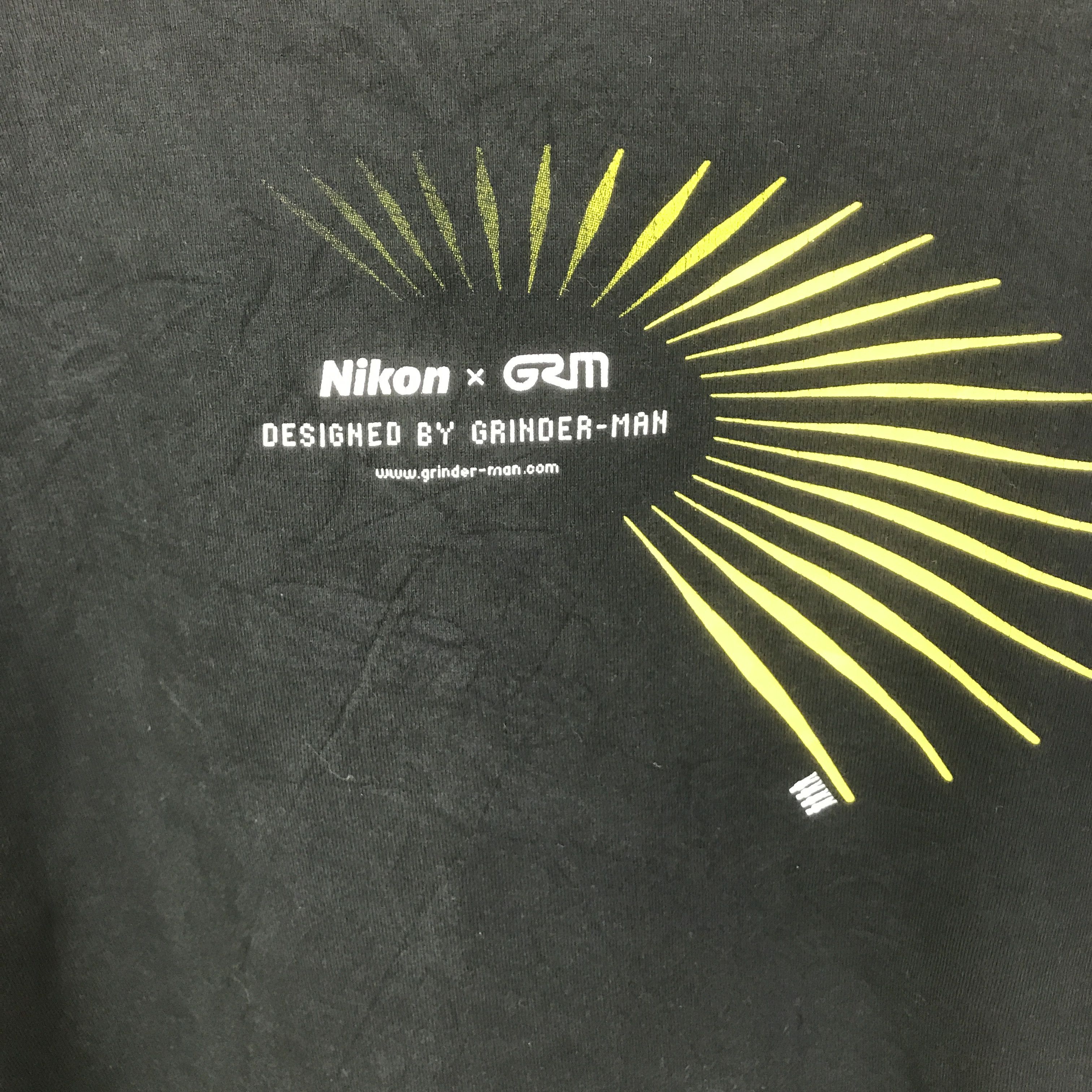 Uniqlo nikon x grm t-shirt K93B35 Size US M / EU 48-50 / 2 - 5 Thumbnail
