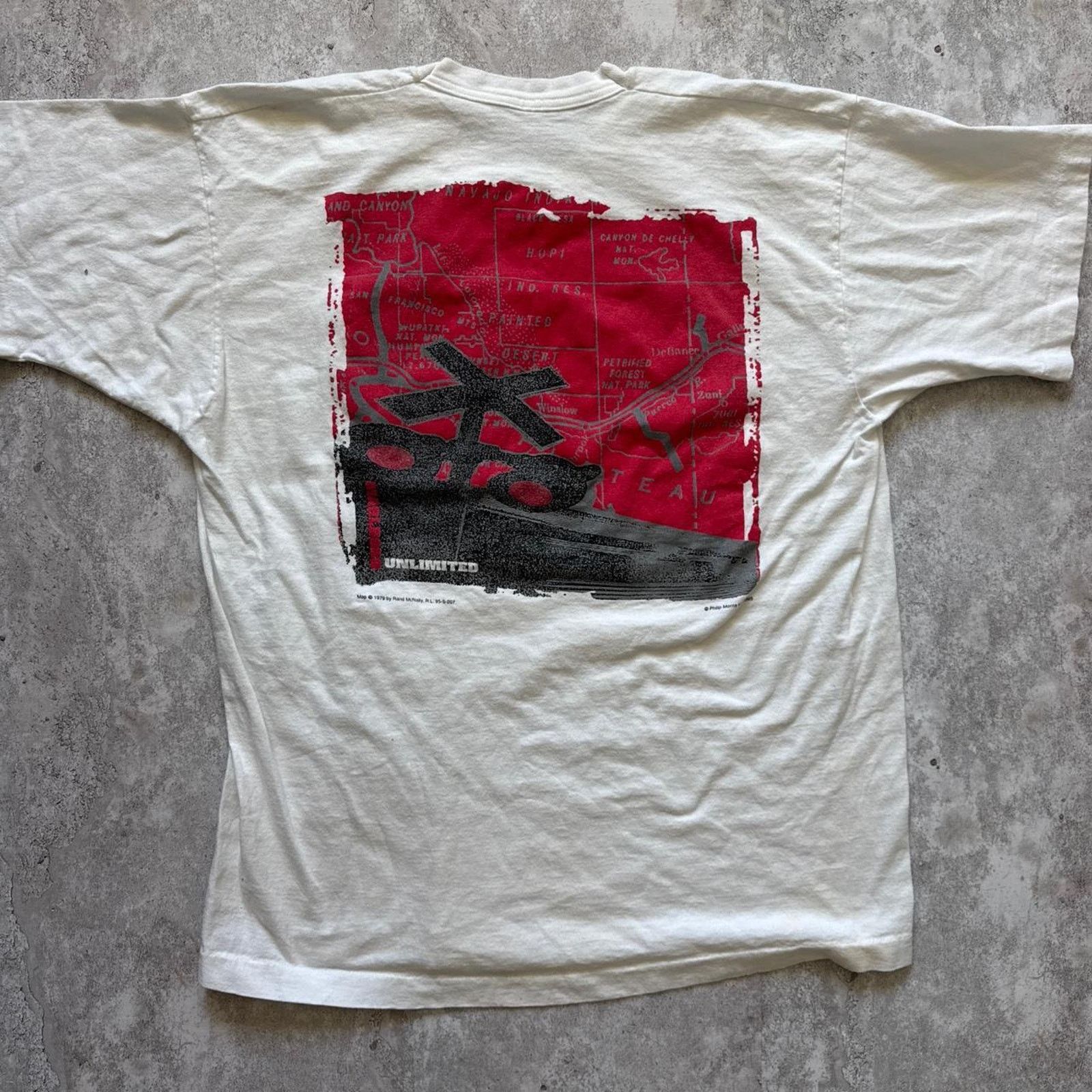 Marlboro Vintage 90s Marlboro Unlimited Map Pocket T-Shirt – Size XL Size US XL / EU 56 / 4 - 1 Thumbnail
